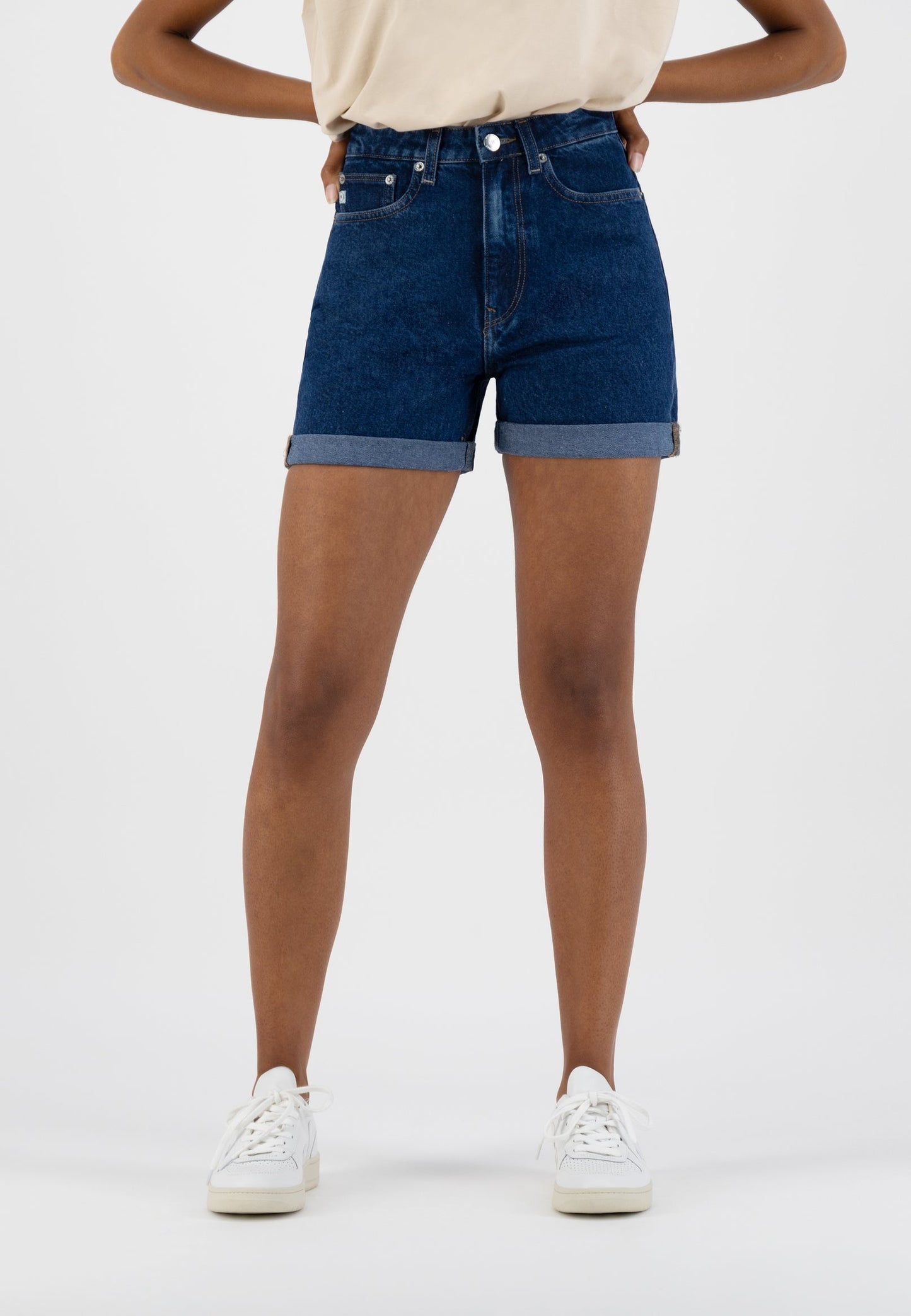 Short en coton recyclé et bio | Bleu indigo "marilyn short stone indigo