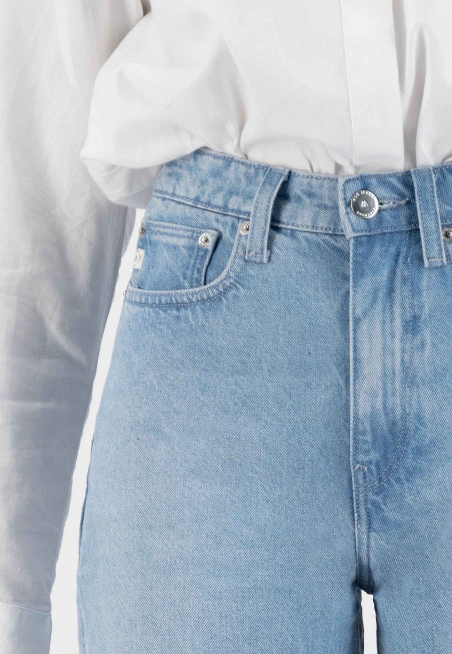 Short en coton bio et recyclé | Bleu clair délavé "marilyn short sun stone"
