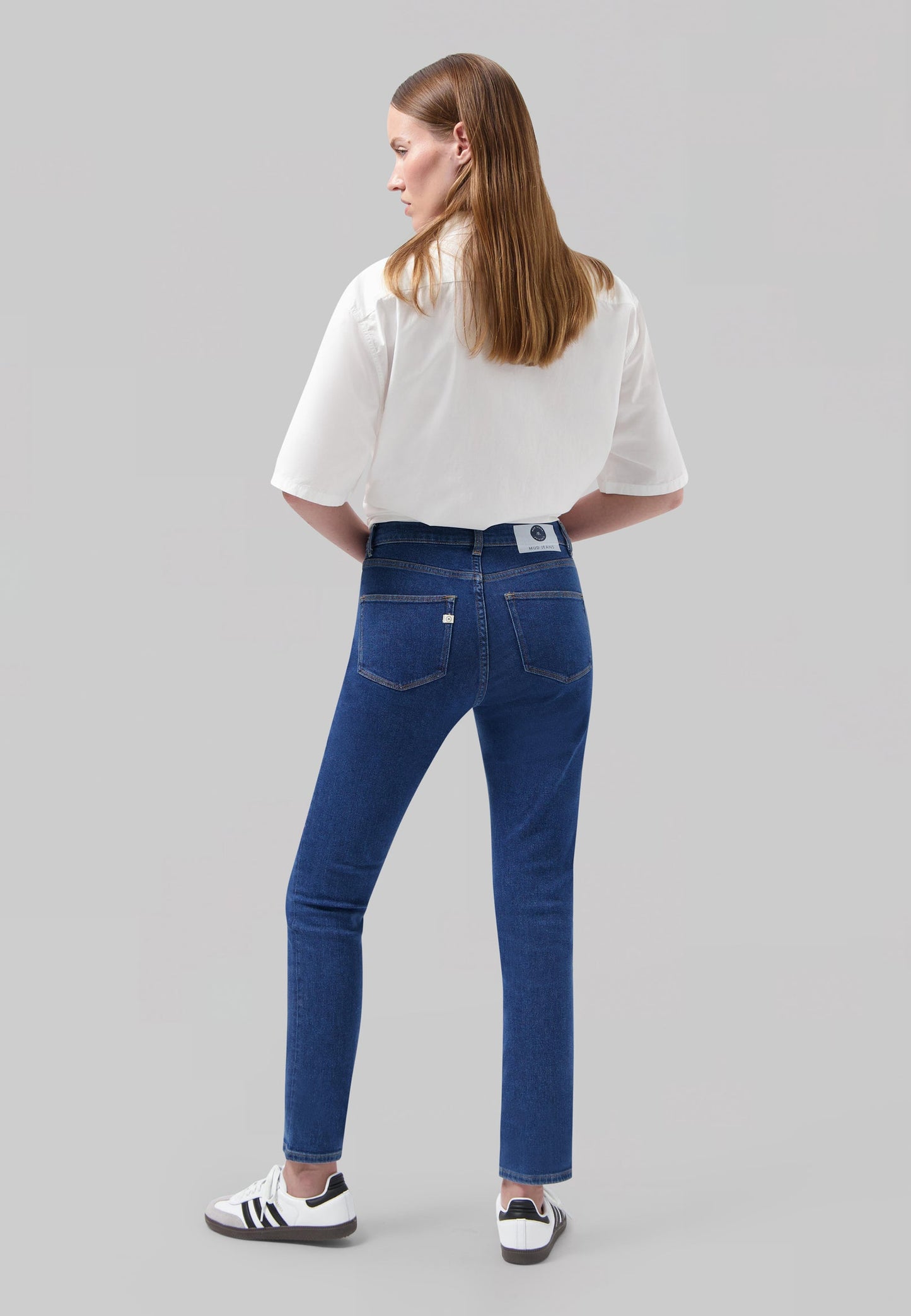 Jean slim en coton bio et recyclé | Bleu indigo "regular swan stone indigo"