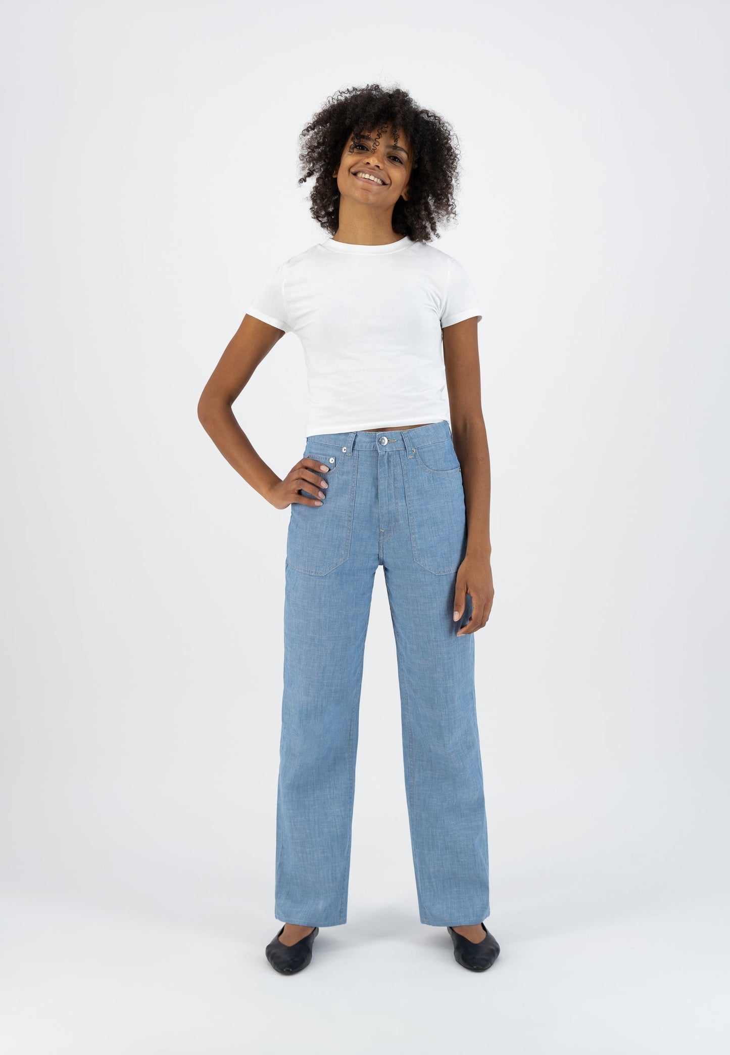 Pantalon ample bleu clair en coton bio upcyclé - Wyde Sara Summer Rinse