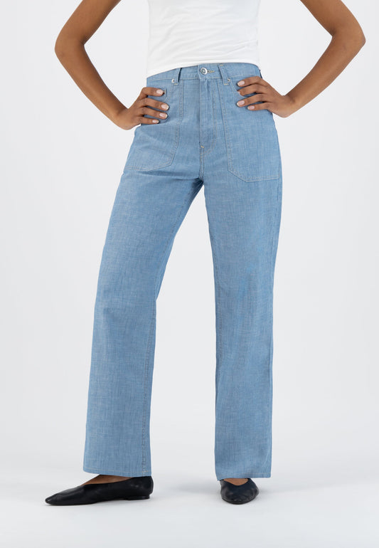 Pantalon ample bleu clair en coton bio upcyclé - Wyde Sara Summer Rinse
