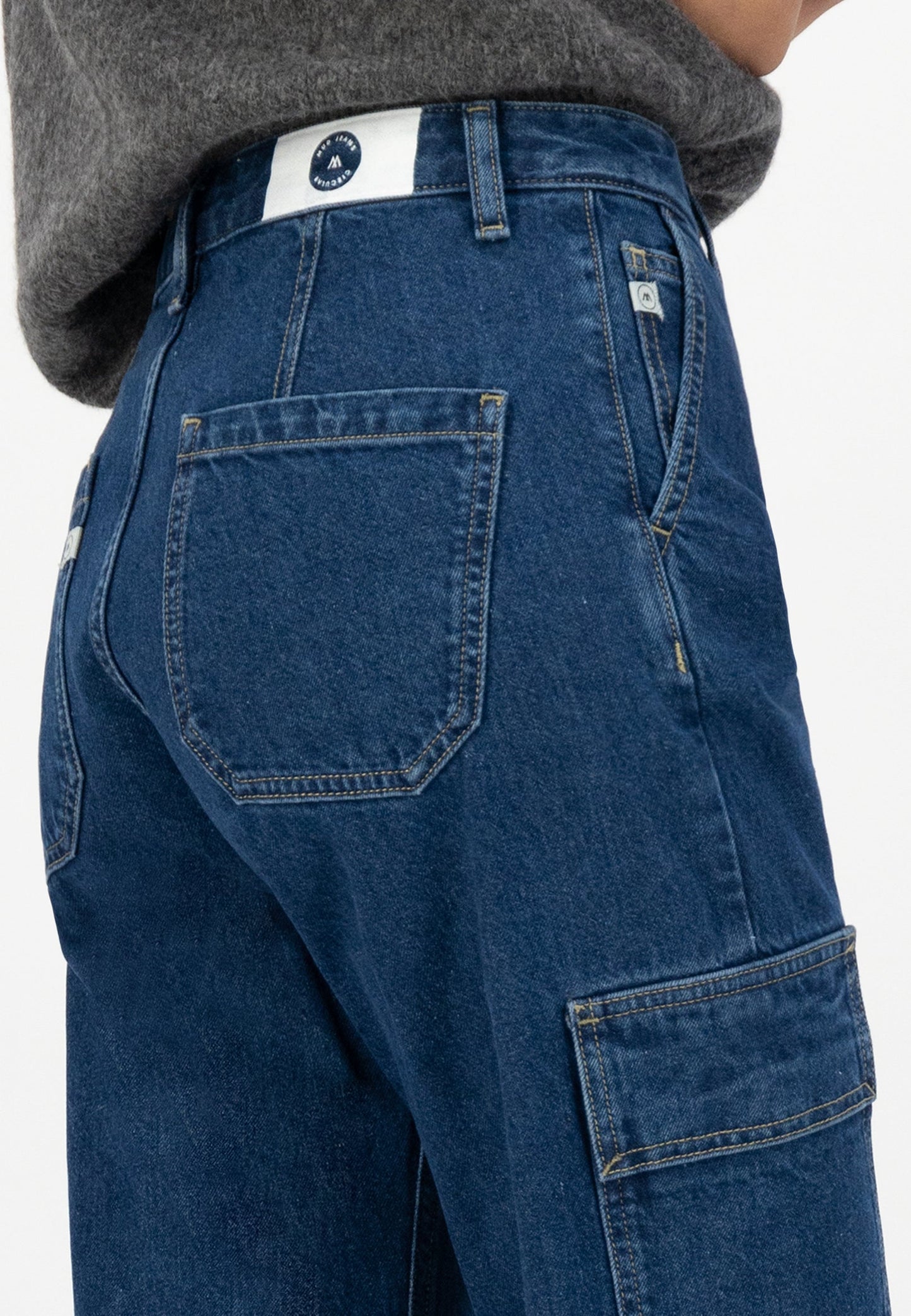 Jean droit large cargo bleu en coton bio et recyclé - wilma works stone indigo