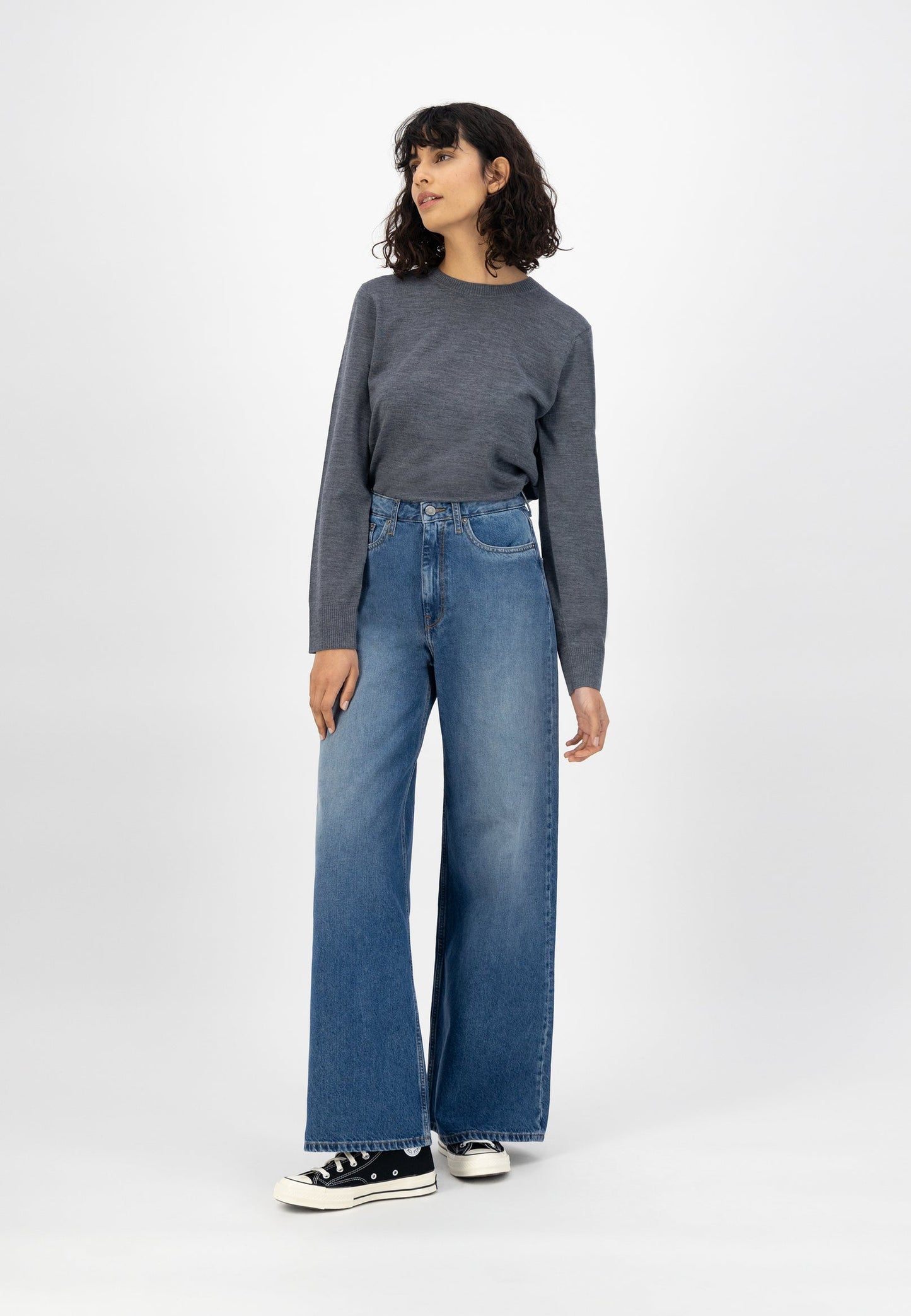 Jean ample bleu délavé en coton bio et recyclé - wyde sara medium stone