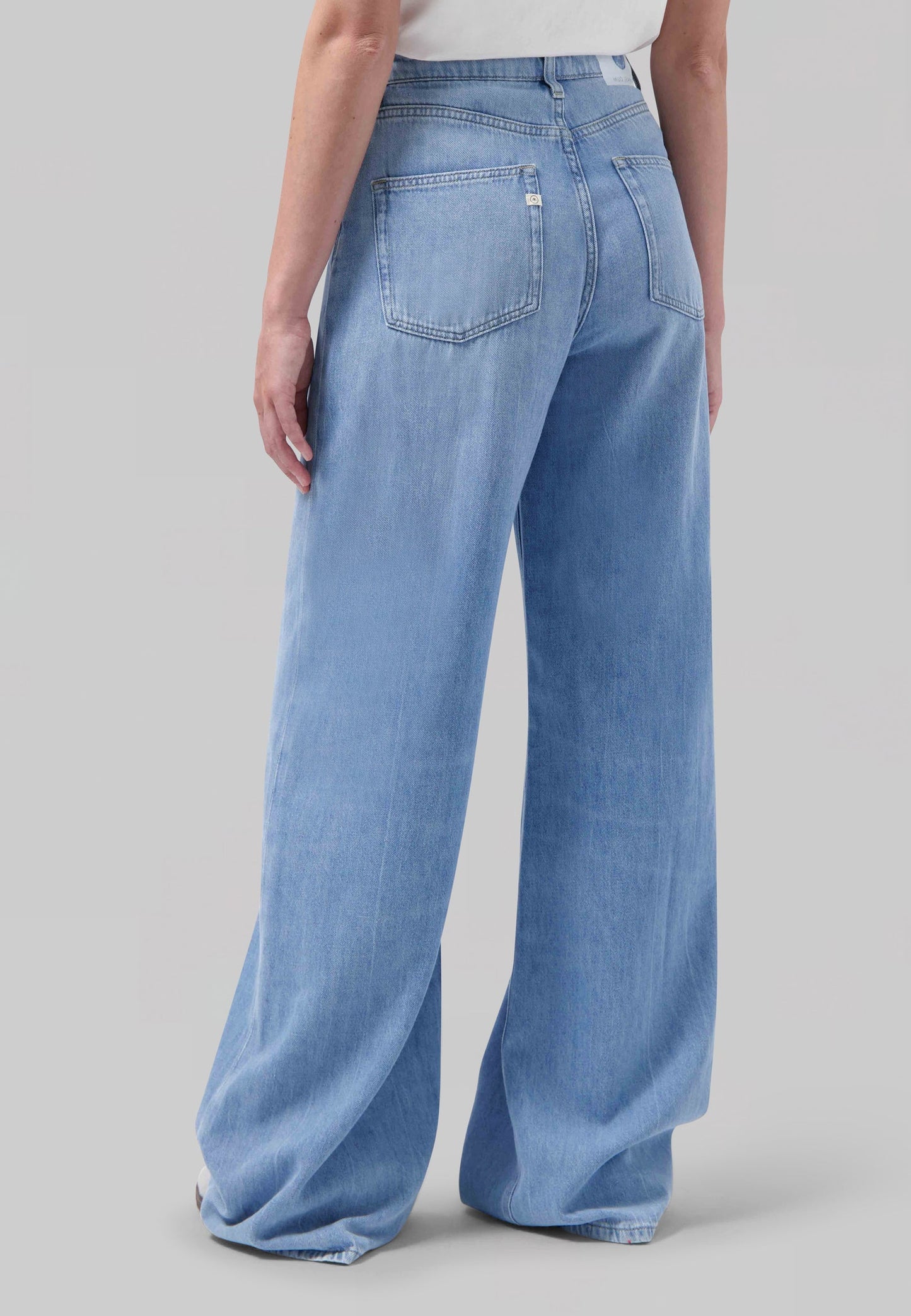 Jean ample en coton bio et recyclé | Bleu "wyde sara flow breeze elite stone vintage"
