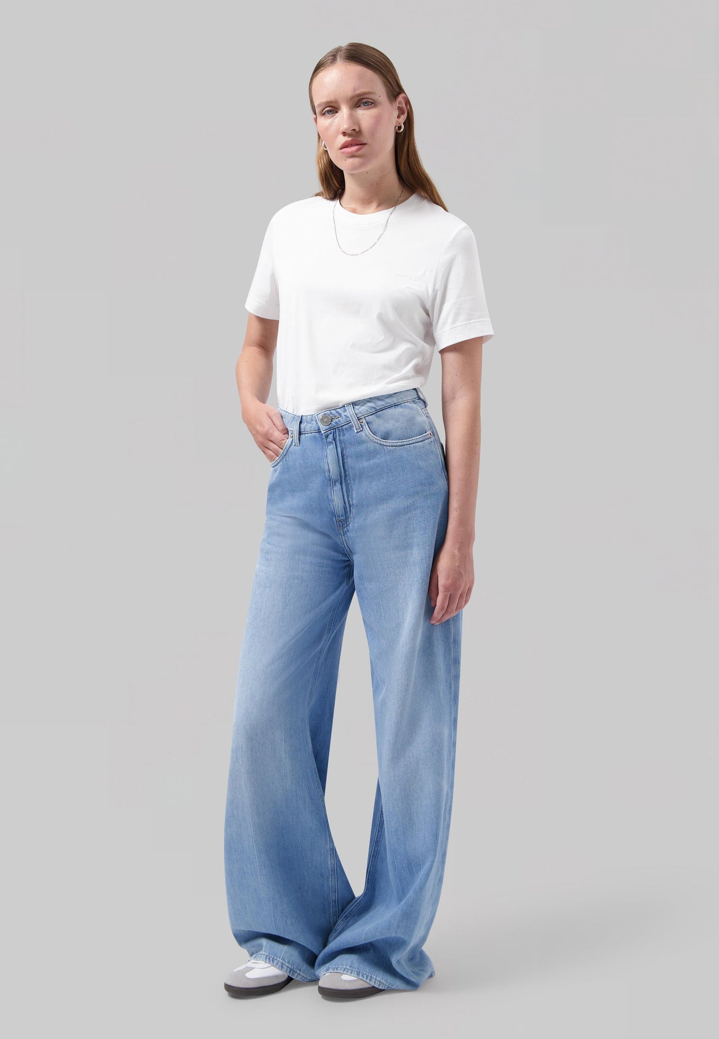Jean ample en coton bio et recyclé | Bleu "wyde sara flow breeze elite stone vintage"
