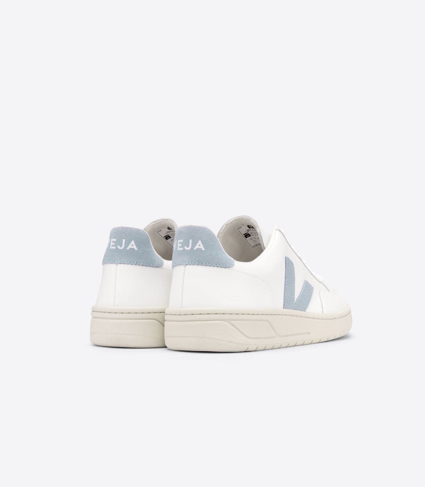 Baskets basses en cuir et suède certifié | blanc et bleu "v-12 leather extra white steel"
