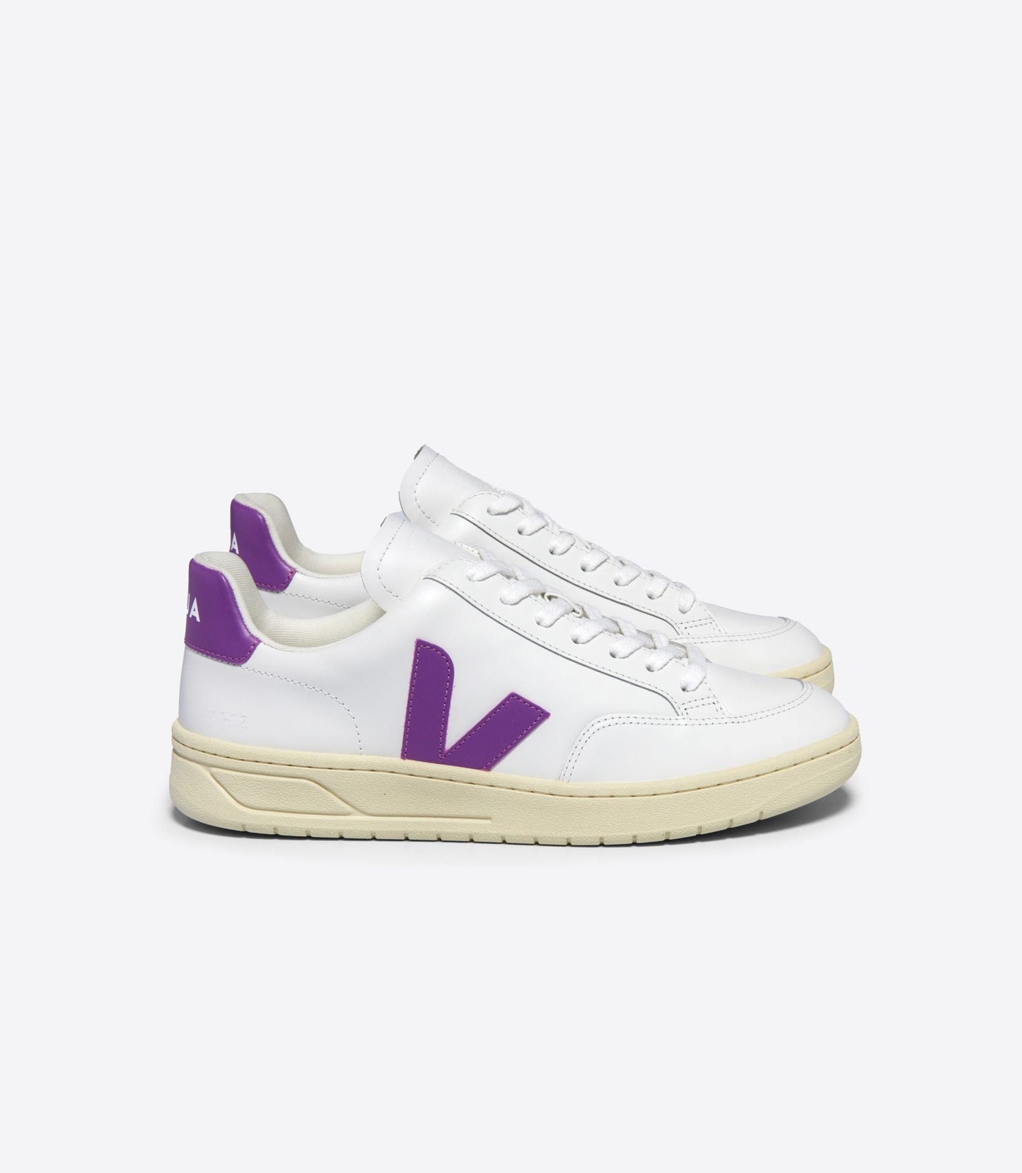Baskets | blanc "v-12 leather extra white cosmos"