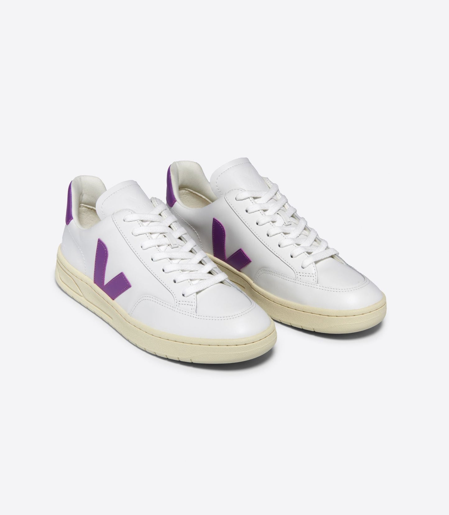 Baskets | blanc "v-12 leather extra white cosmos"