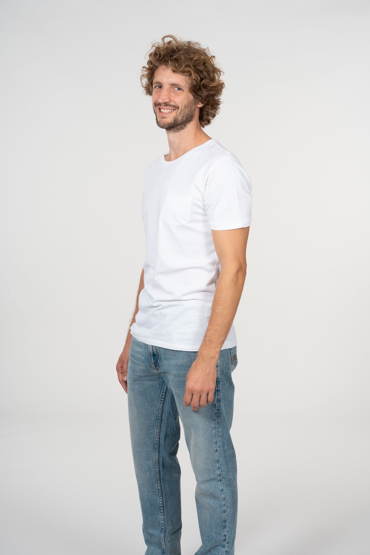 T-shirt blanc à poche en coton bio - alder