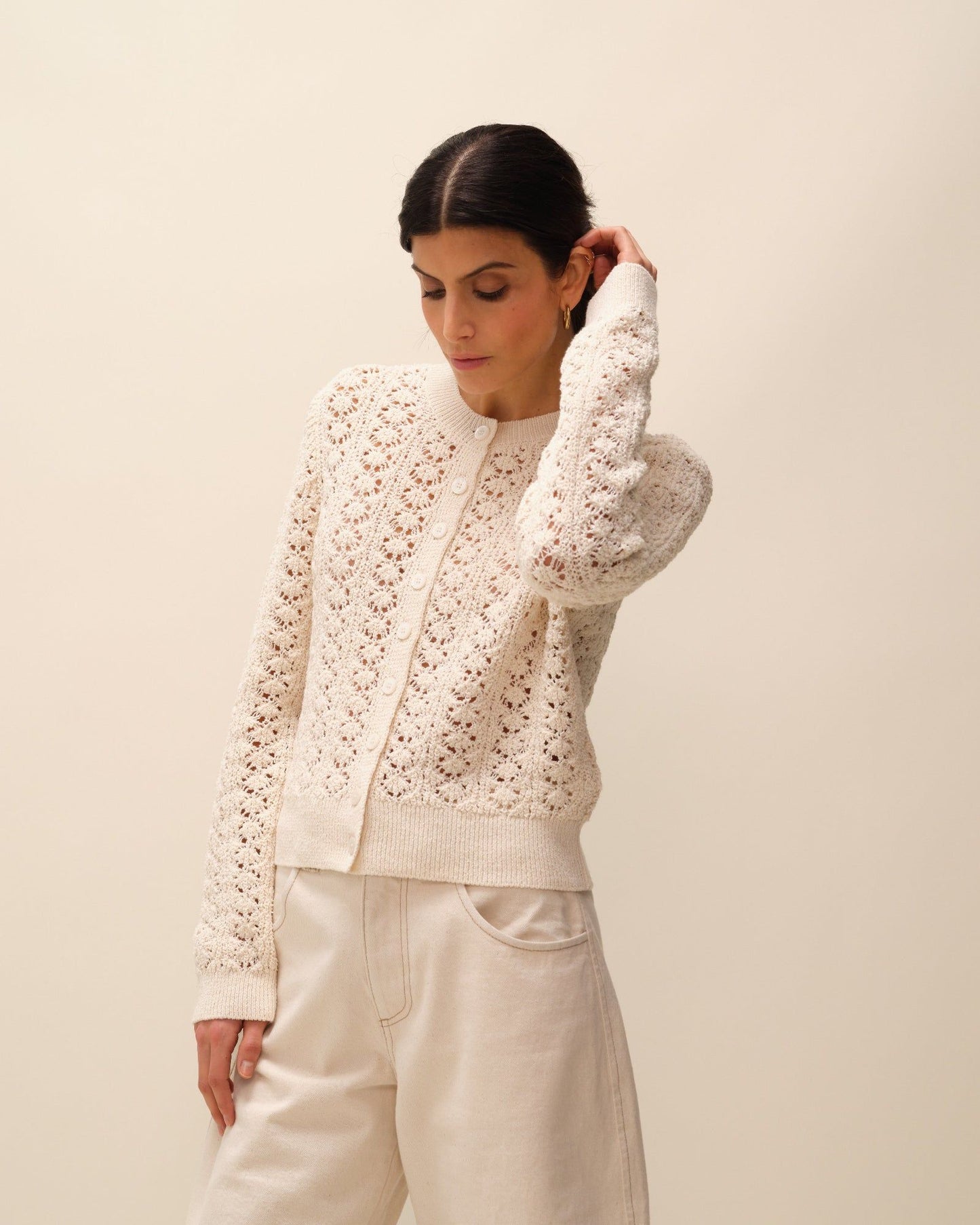 Cardigan en coton upcyclé | ecru "cardigan ajouré boutonné naya" | Ecru