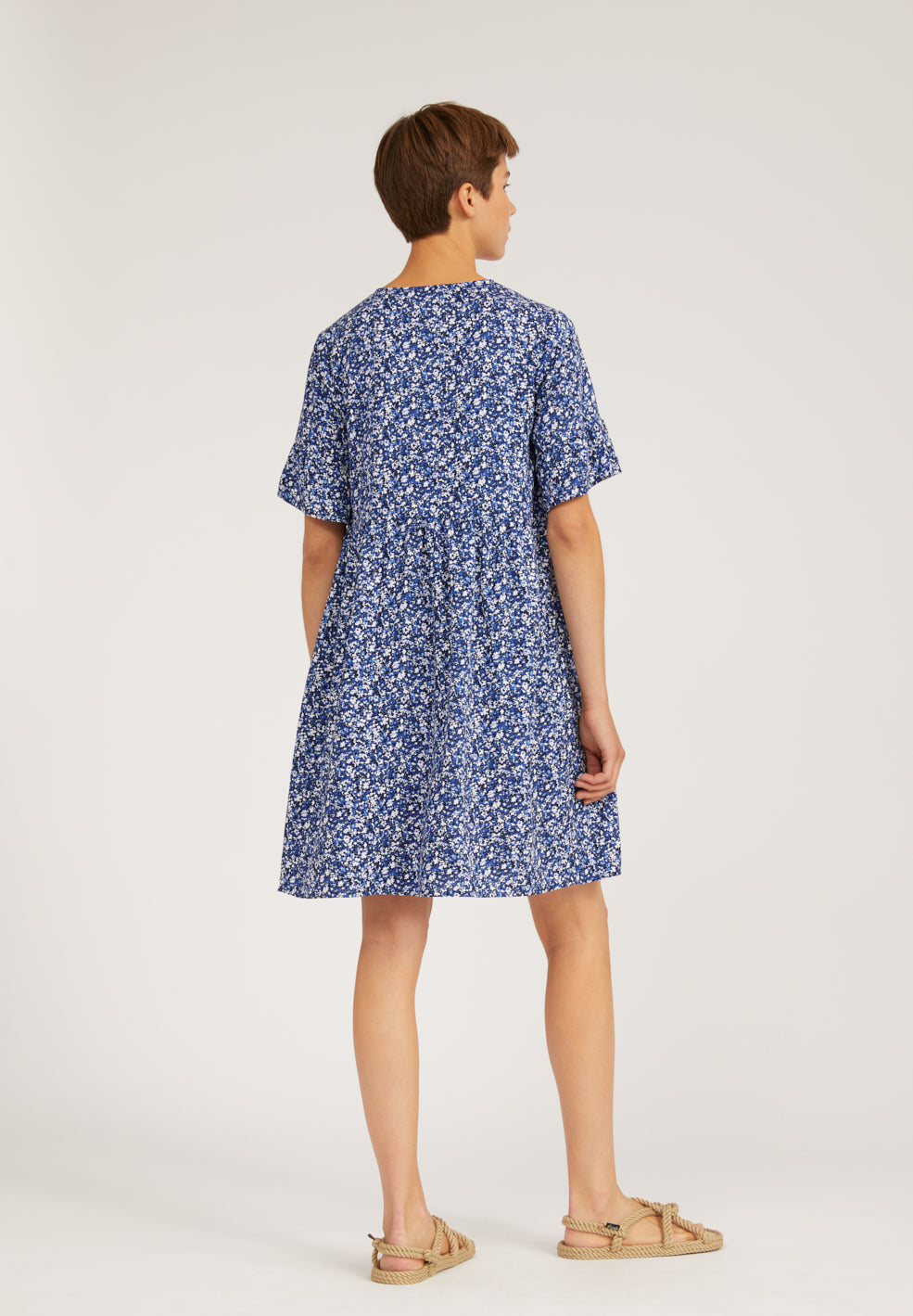 Robe ample courte bleue à motifs - AAINO MIDSUMMER NIGHT