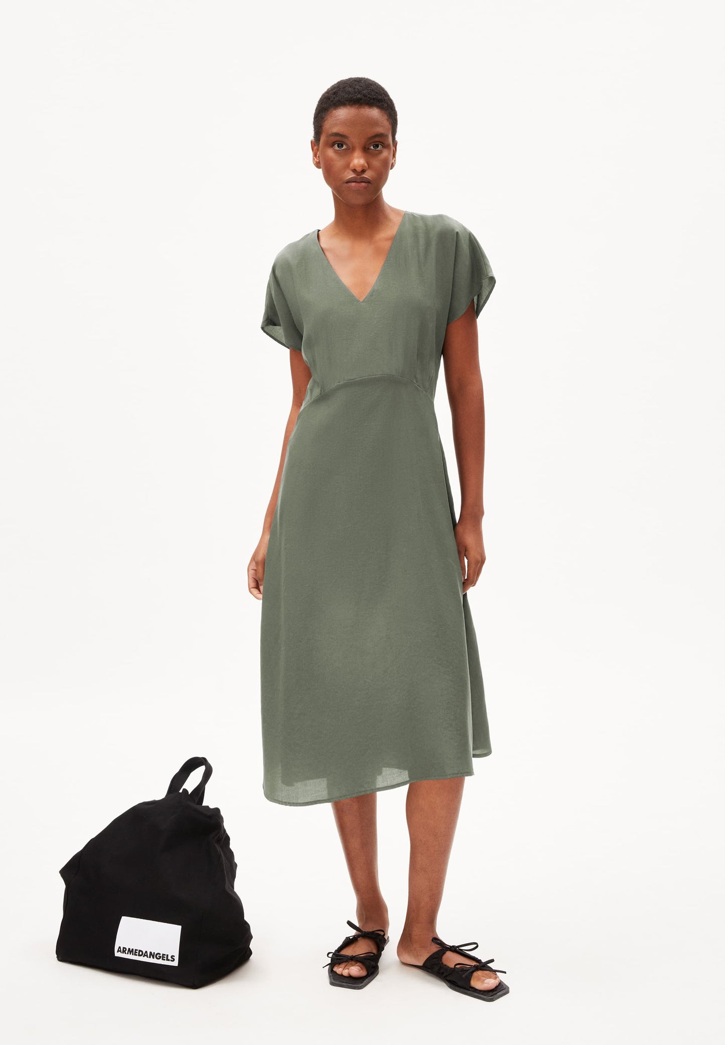 Robe midi en tencel et ecovero | vert "aalbine grey green"