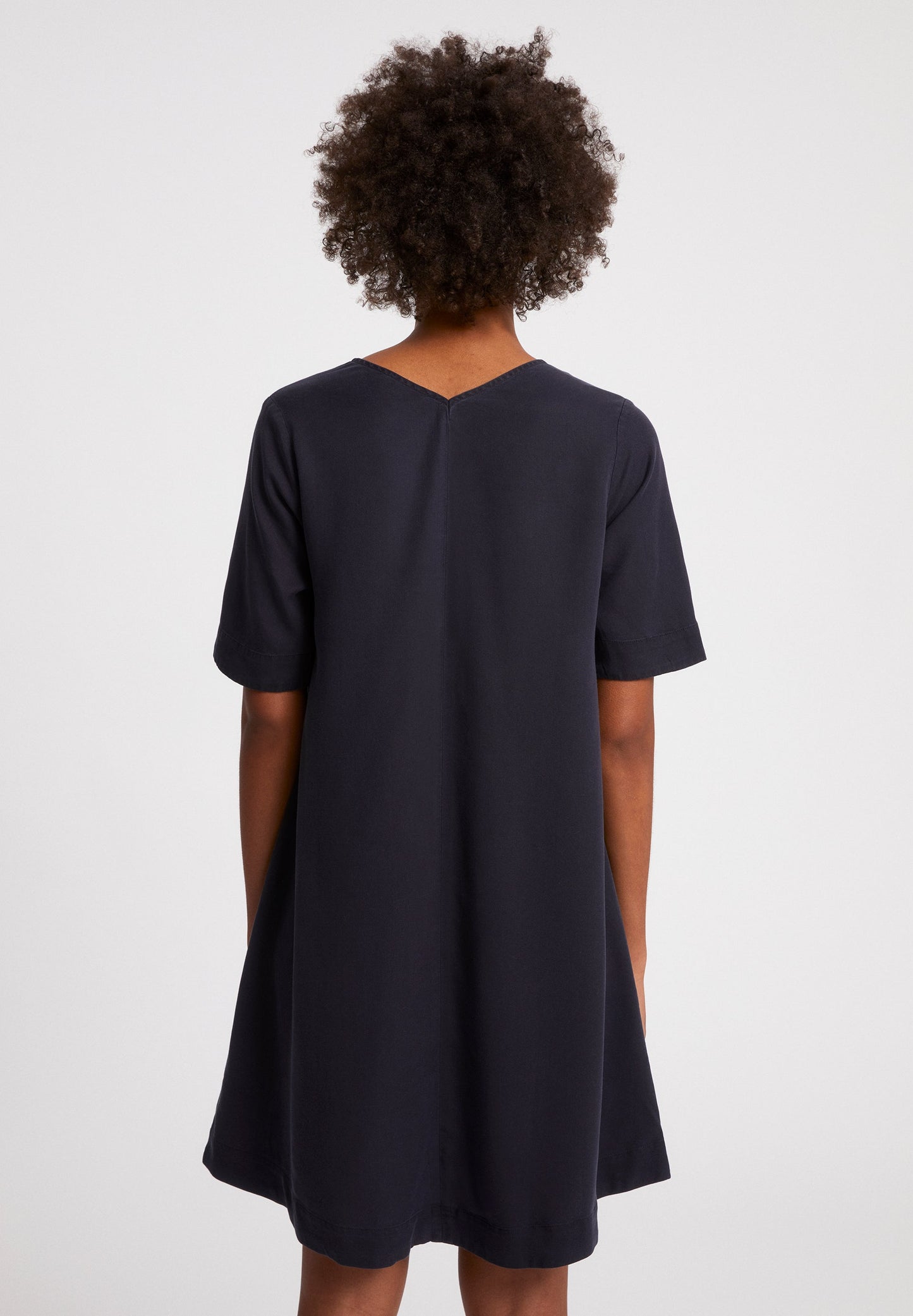Robe fluide anthracite en tencel - AAMAYA