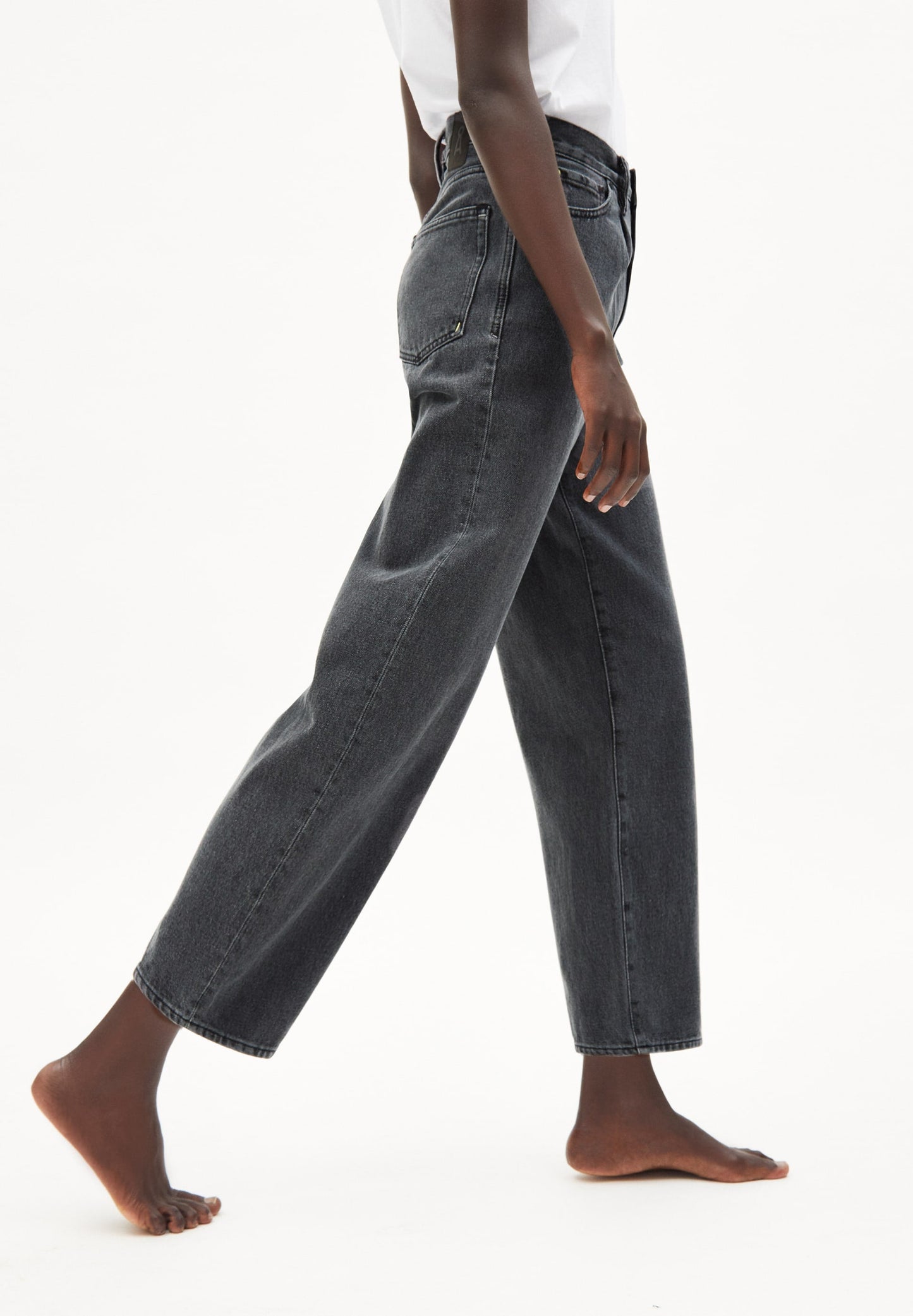 Jean 7/8 droit gris en coton bio - AANIKE Graphite