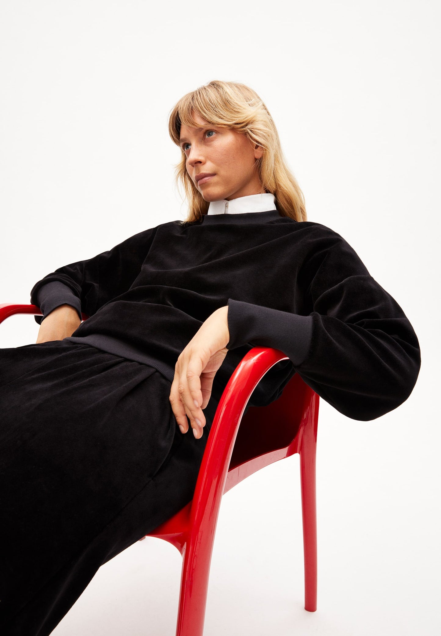 Sweat en velours de coton bio | noir "aanny lou velvet - black"