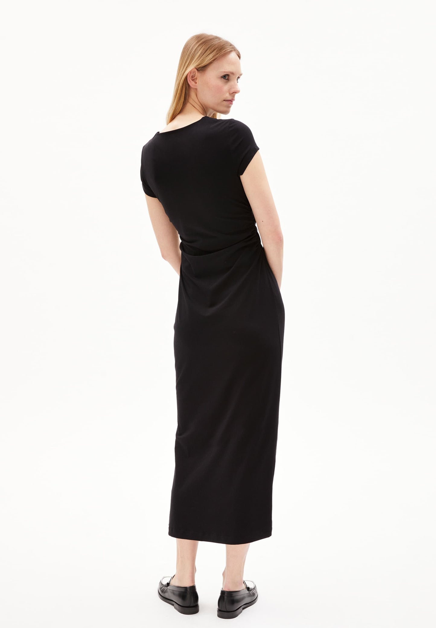 robe longue en tencel | noir "adaaja - black"