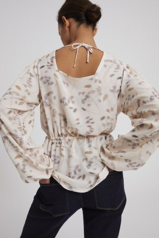 Blouse beige à motifs en ecovero  - ADRIAA PRESSED FLOWERS