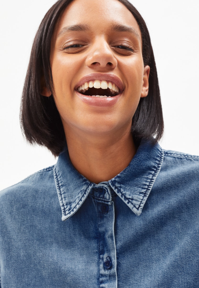 Chemise en jean en coton bio et recyclé - aigaa slate blue
