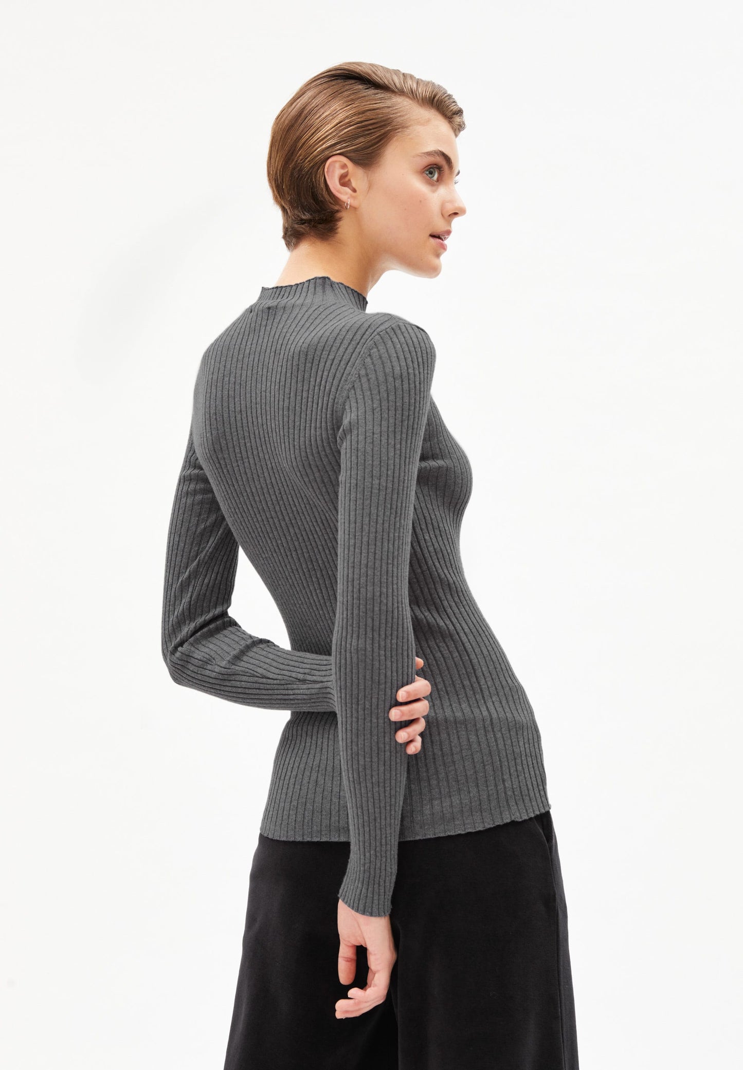 Sous-pull côtelé gris en coton bio - ALAANI mid grey melange