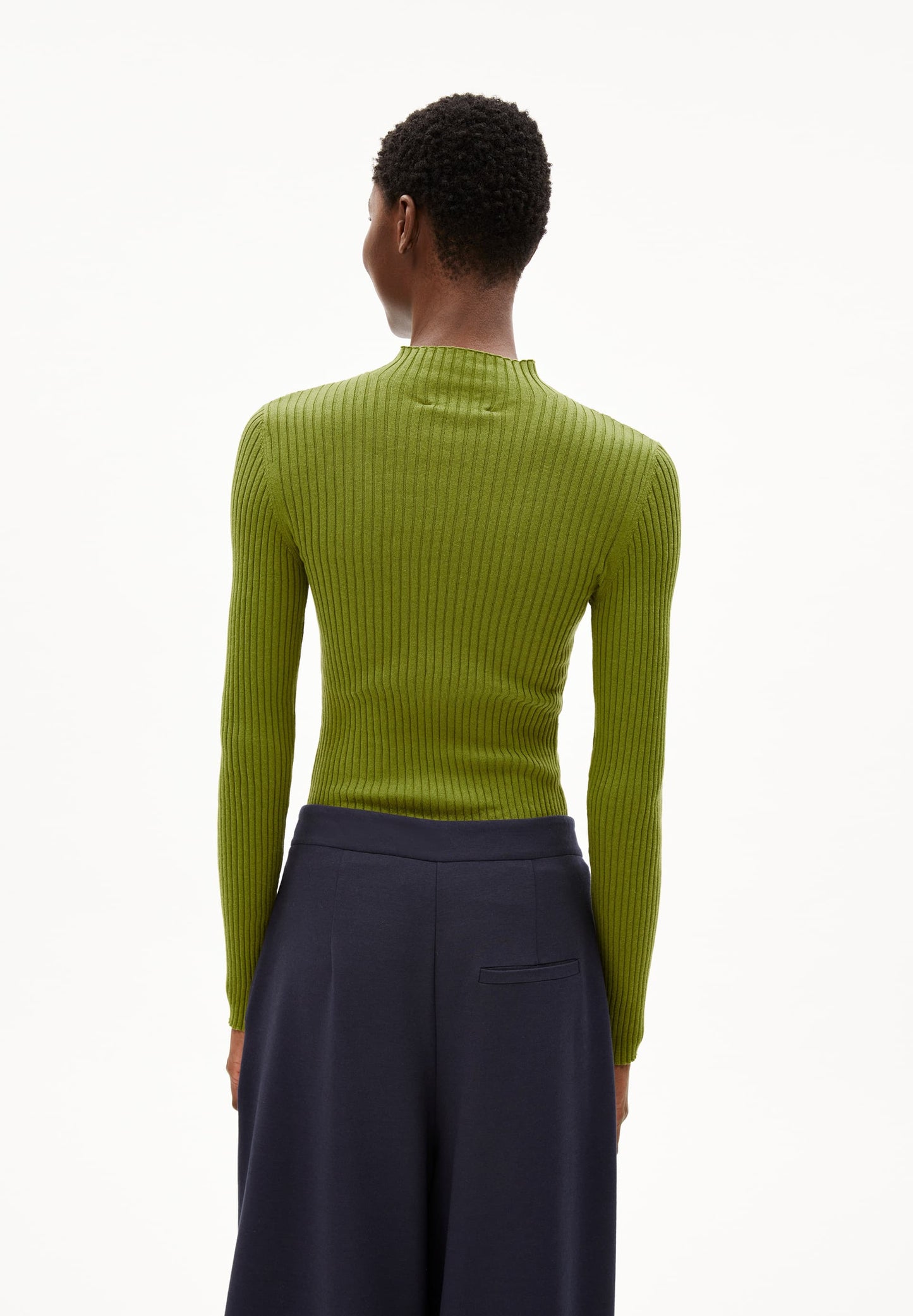 Sous-pull en coton bio | vert "alaania - dark moss"
