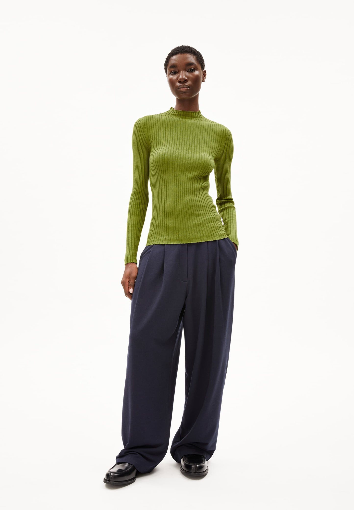 Sous-pull en coton bio | vert "alaania - dark moss"