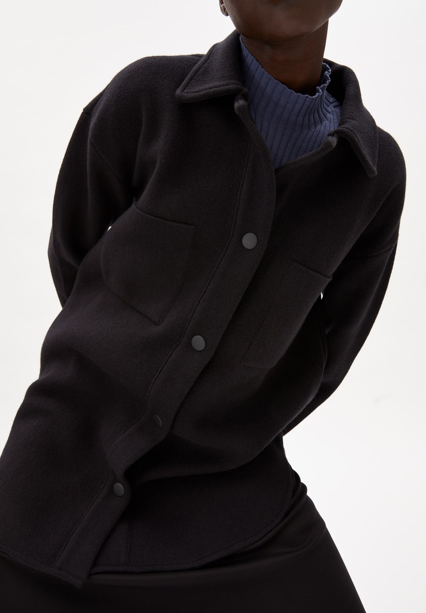 Veste molletonnée noire en coton et laine bio - almaraa black