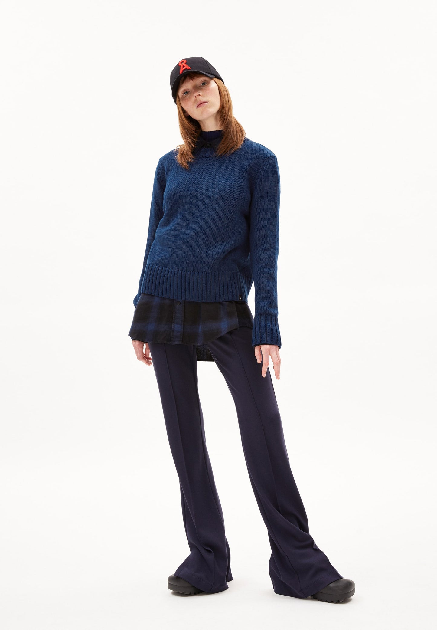 Pull col rond en coton bio | marine "amaliaas compact deep sea blue"
