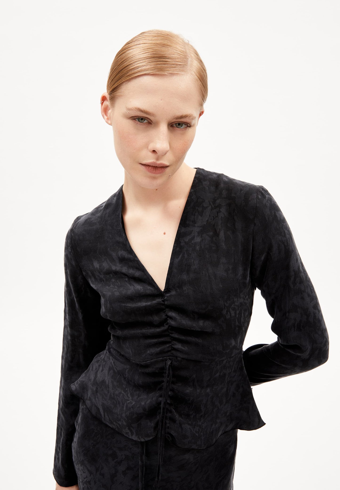Blouse en tencel | noir texturé "anayaa jacq"