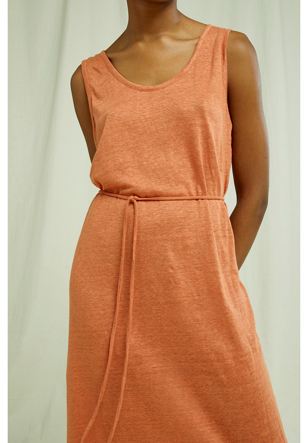 Robe légère longue orange en lin bio - Arden
