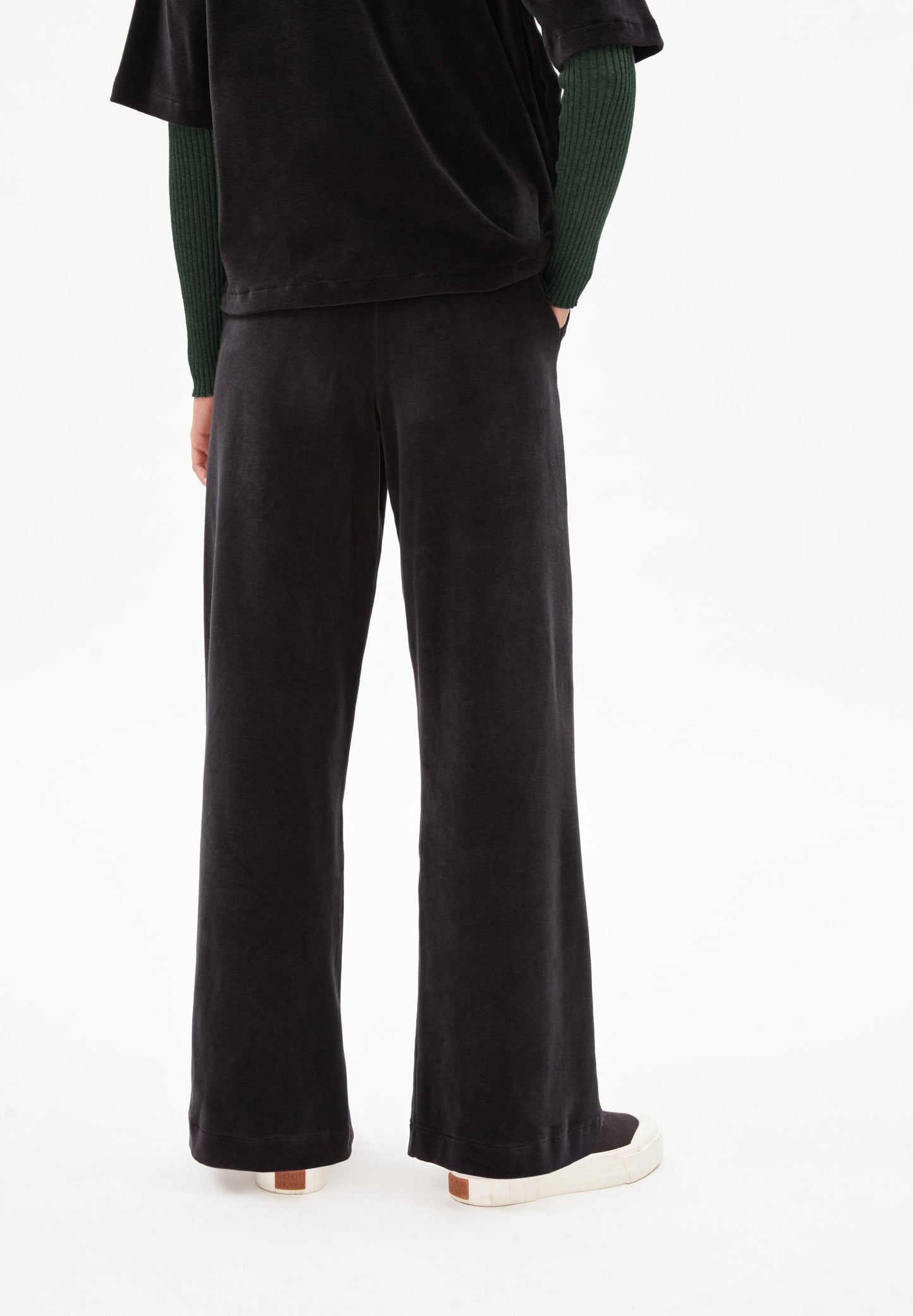 Pantalon ample noir velours en coton bio - asteyaa black