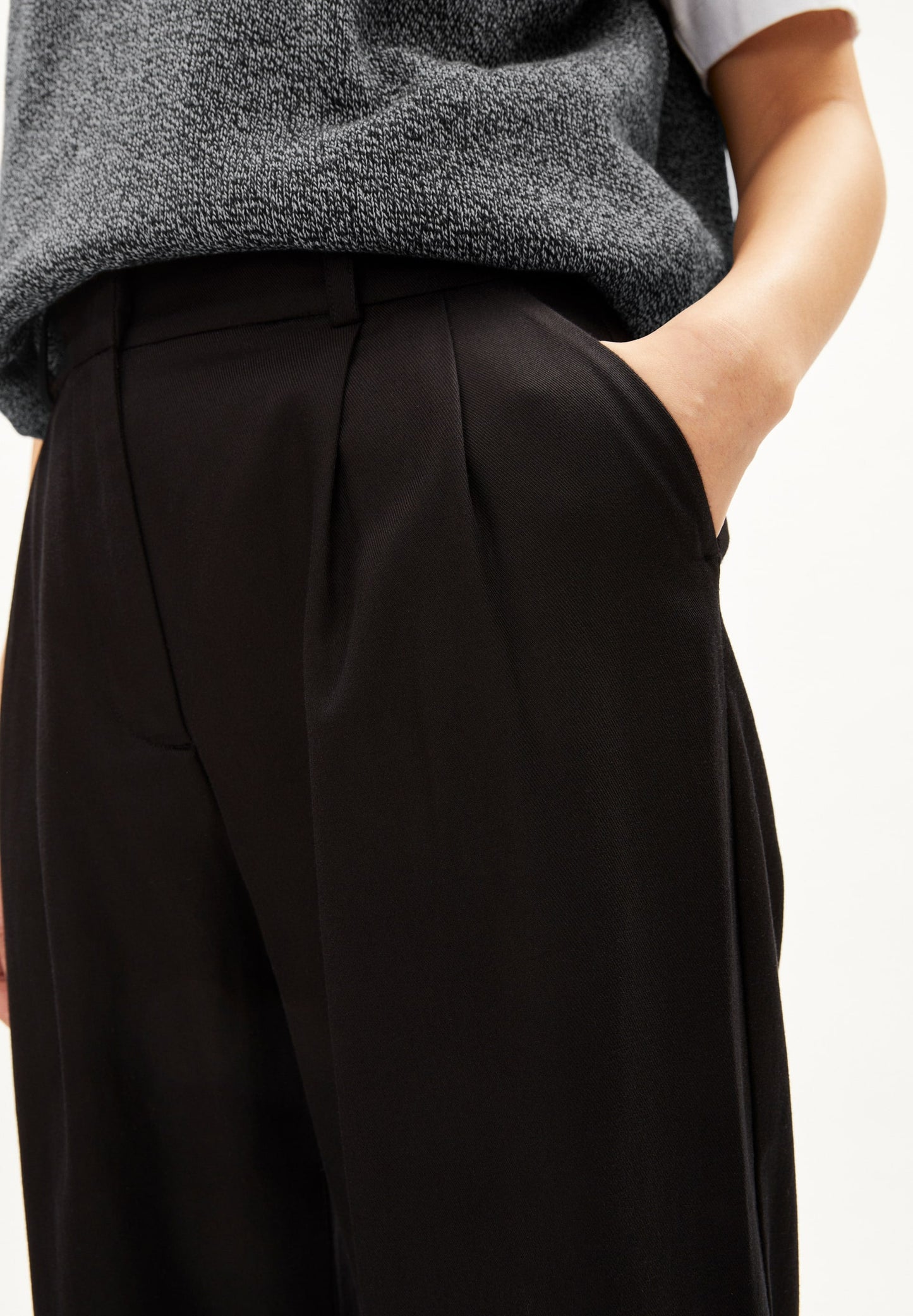Pantalon ample en tencel et coton bio | Noir "atetaa black"