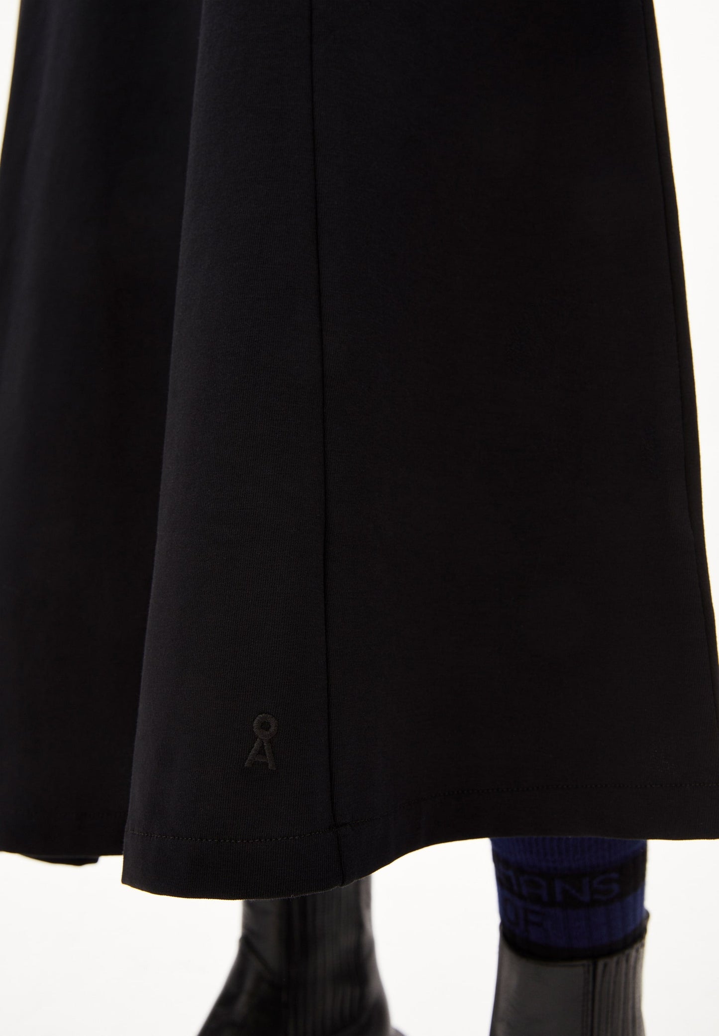Jupe midi en coton bio | noir "avaa lou black"