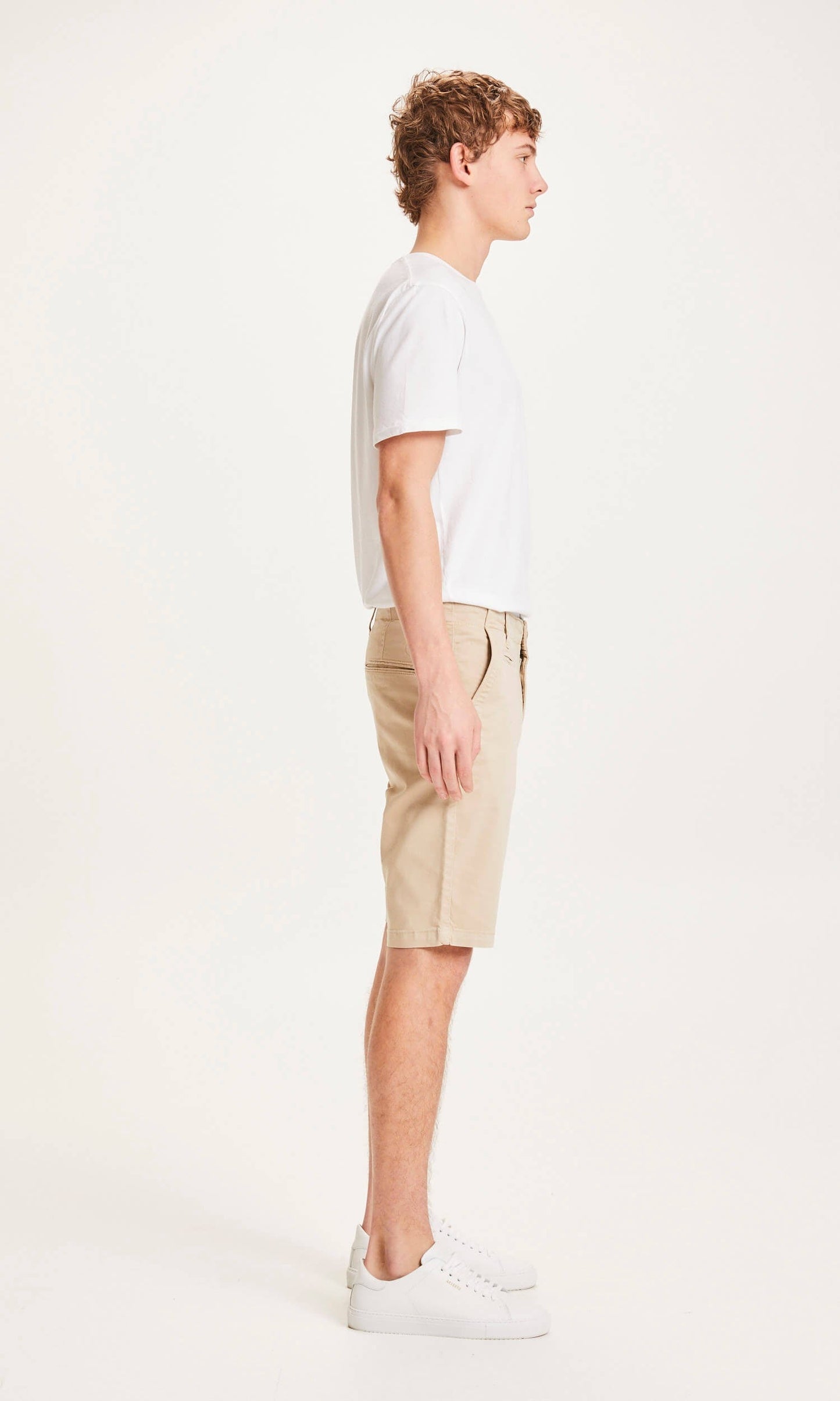 Short chino droit beige en coton bio - chuck
