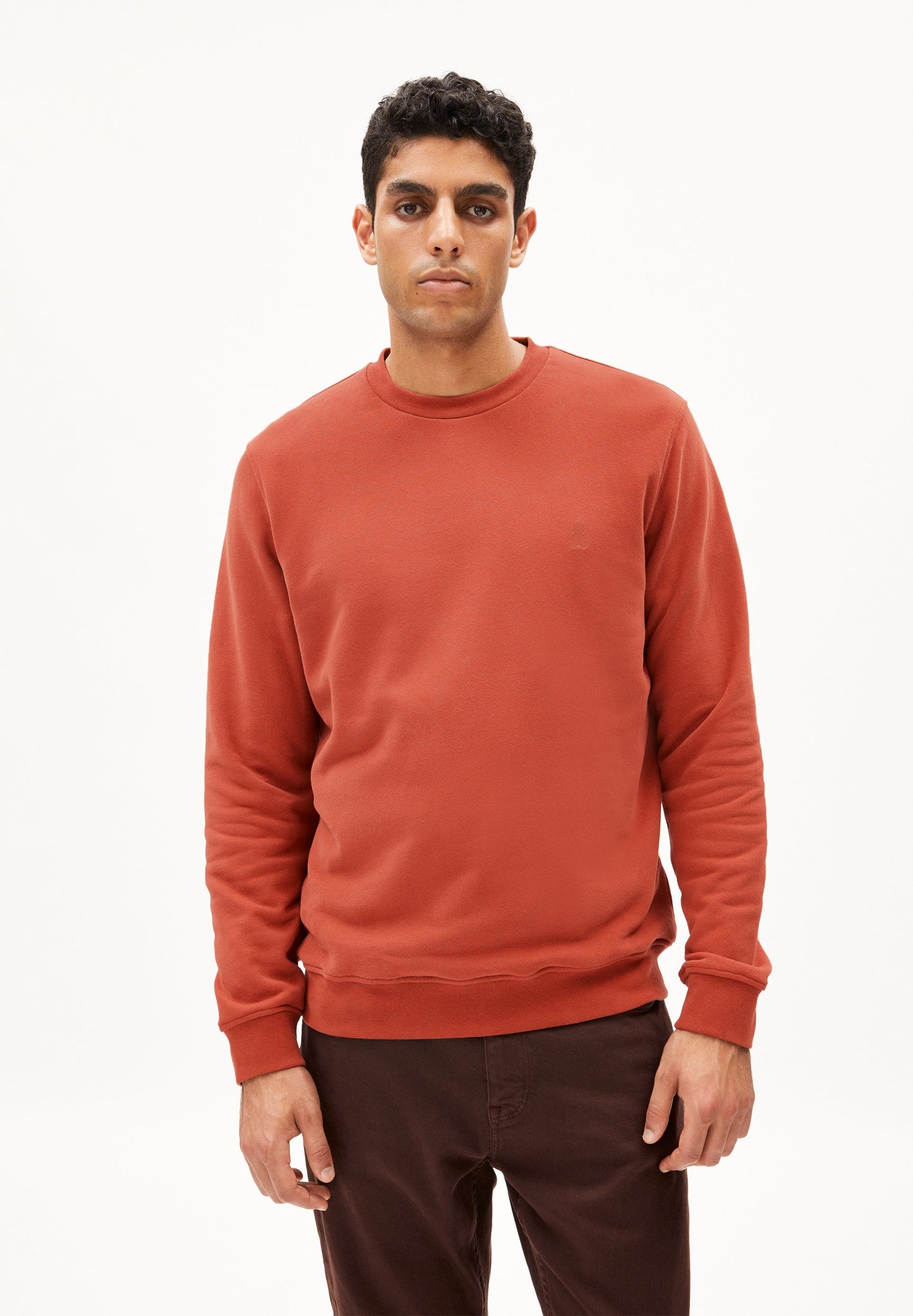 Sweat en coton bio et recyclé | orange "baaro comfort dark amber"