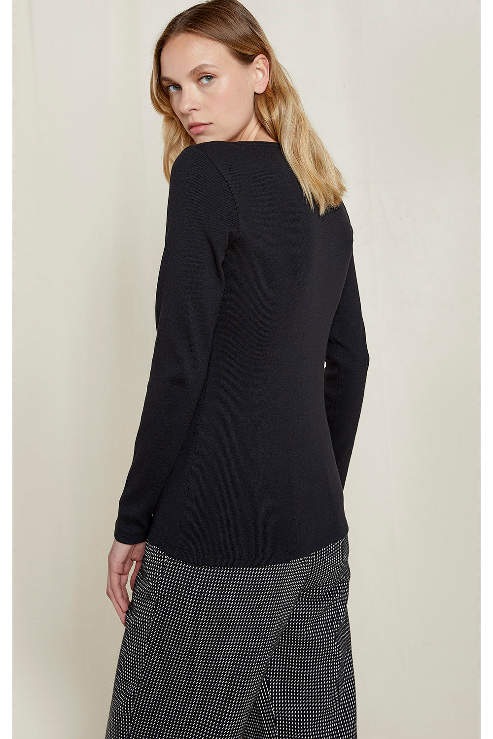 T-shirt manches longues côtelé noir en coton bio - betsy