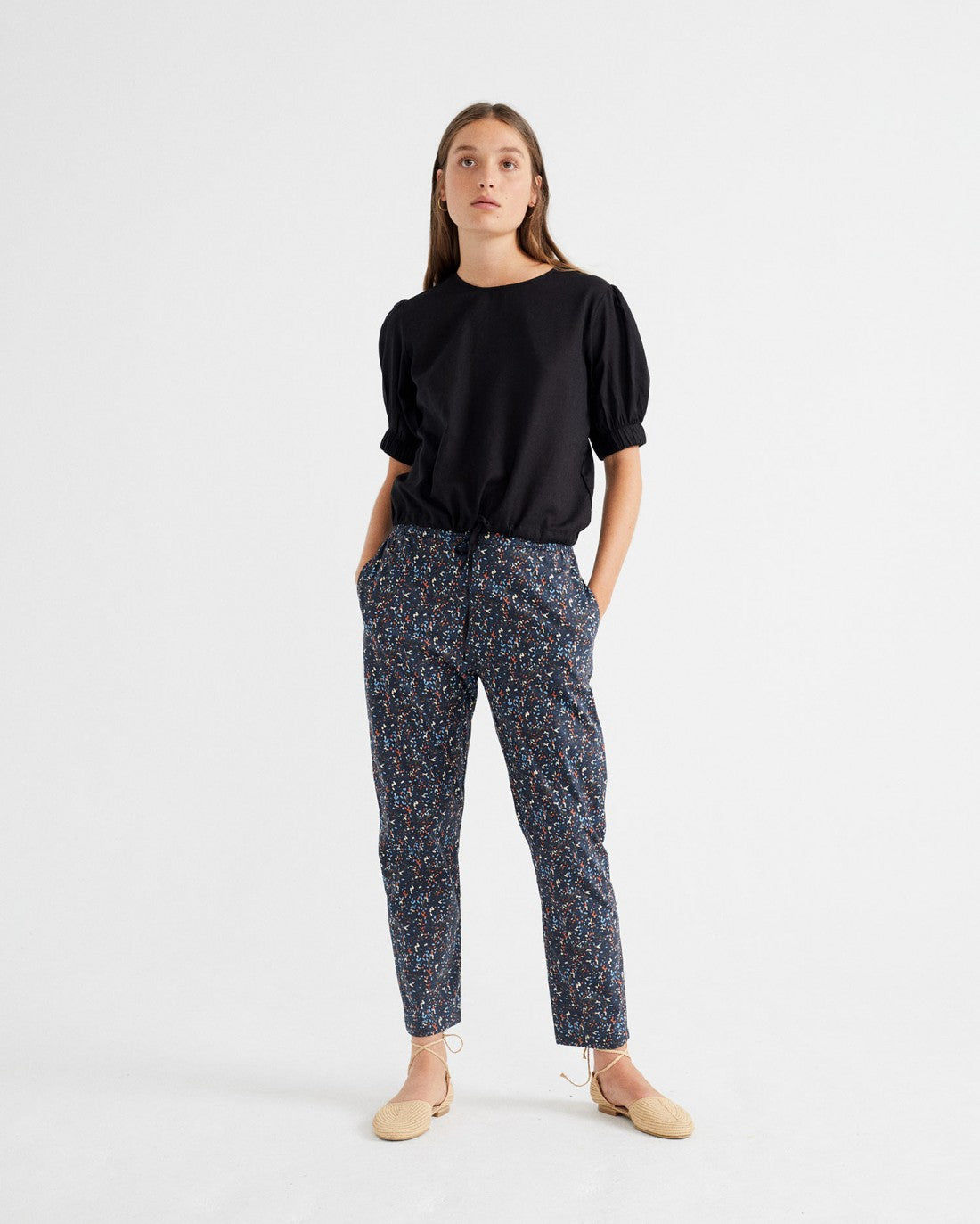 Blouse à manches courtes noire en coton bio - Iris