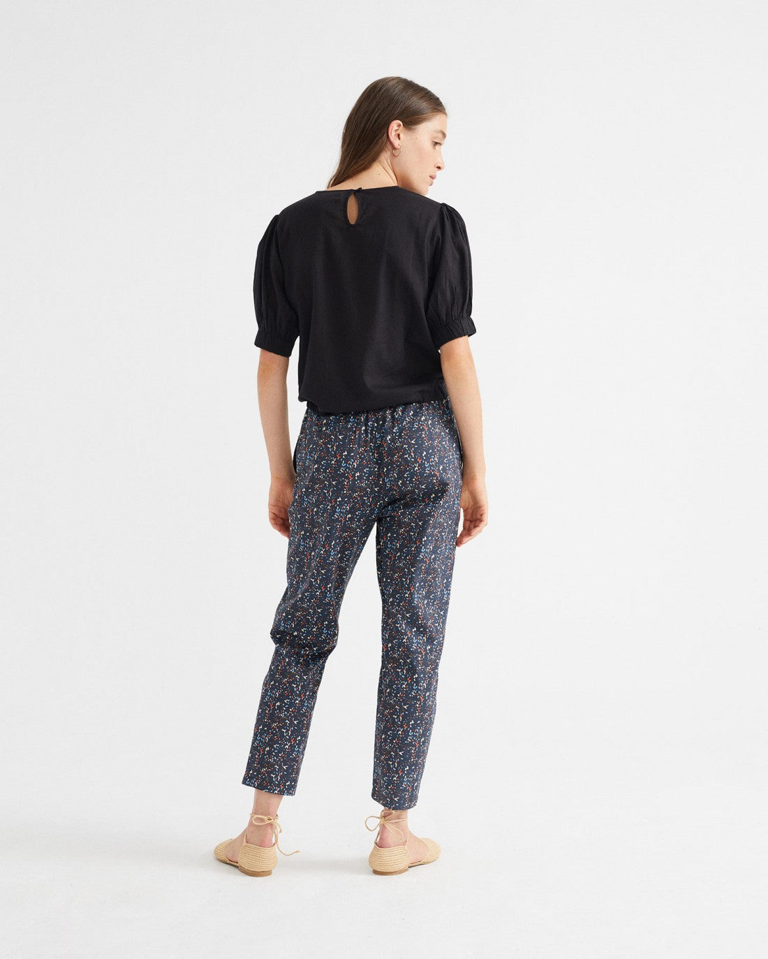 Blouse à manches courtes noire en coton bio - Iris