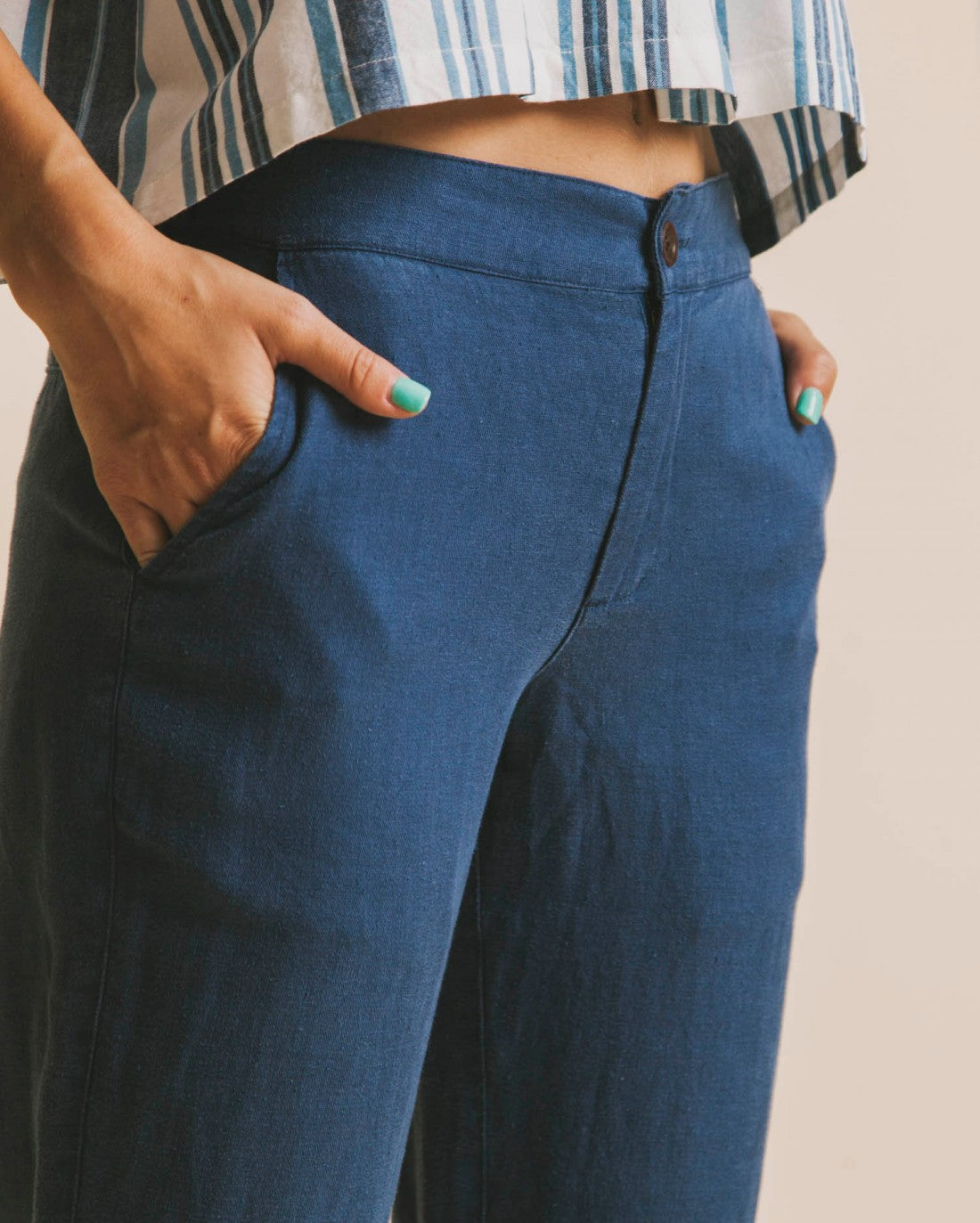 Pantalon bleu canard en chanvre, coton bio et tencel - Dafne