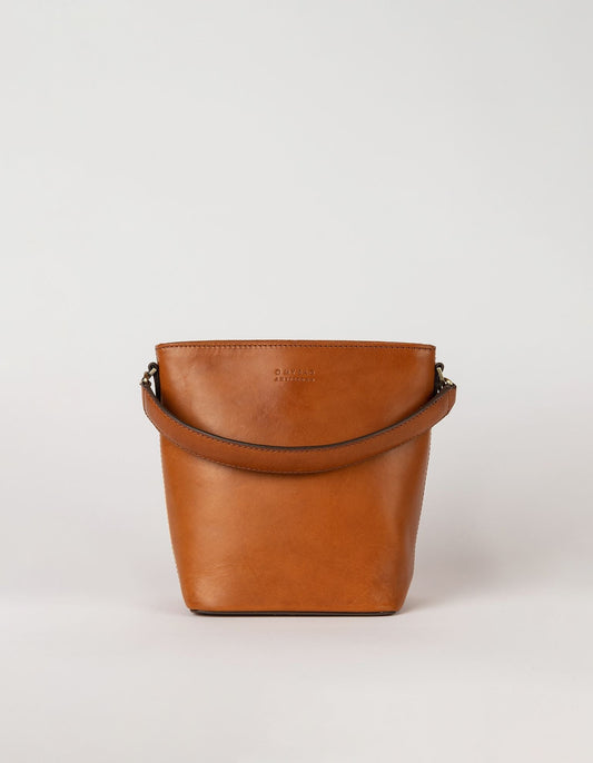 Sac seau en cuir certifié | camel "bobbi bucket bag midi cognac classic leather"