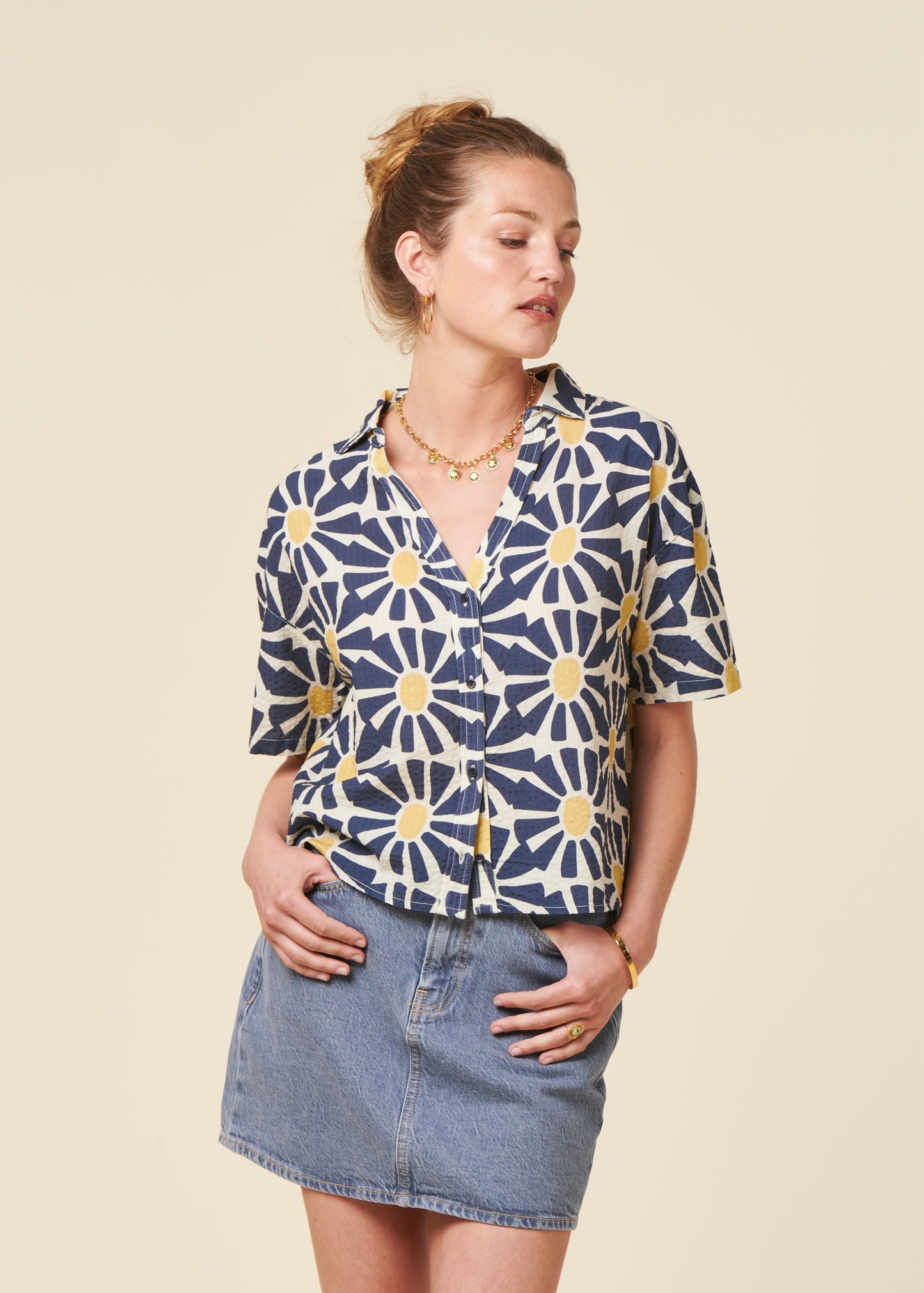 Chemise en coton biologique | bleu "Marisol cropped blouse navy"