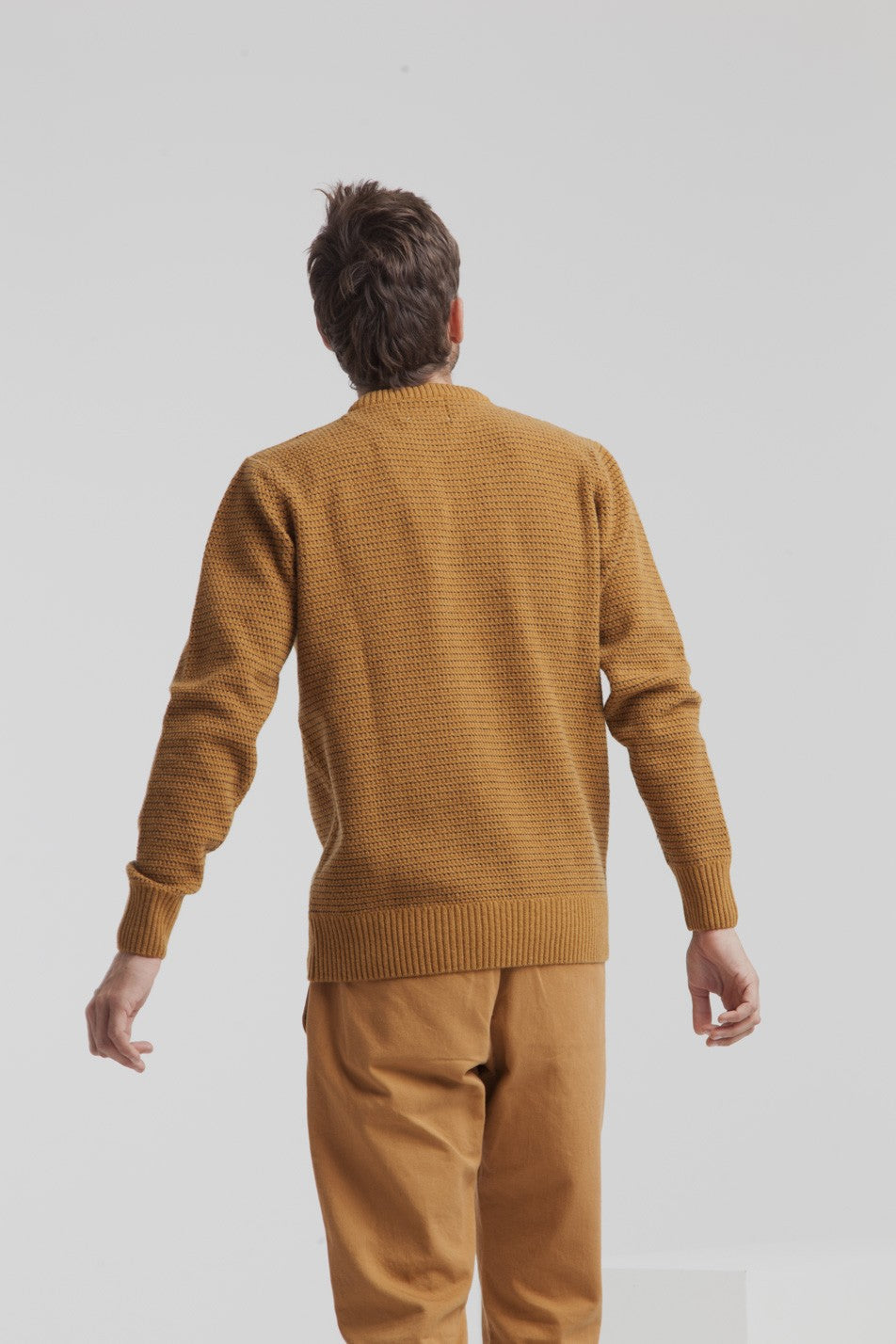Pull marron en laine fine - Miki