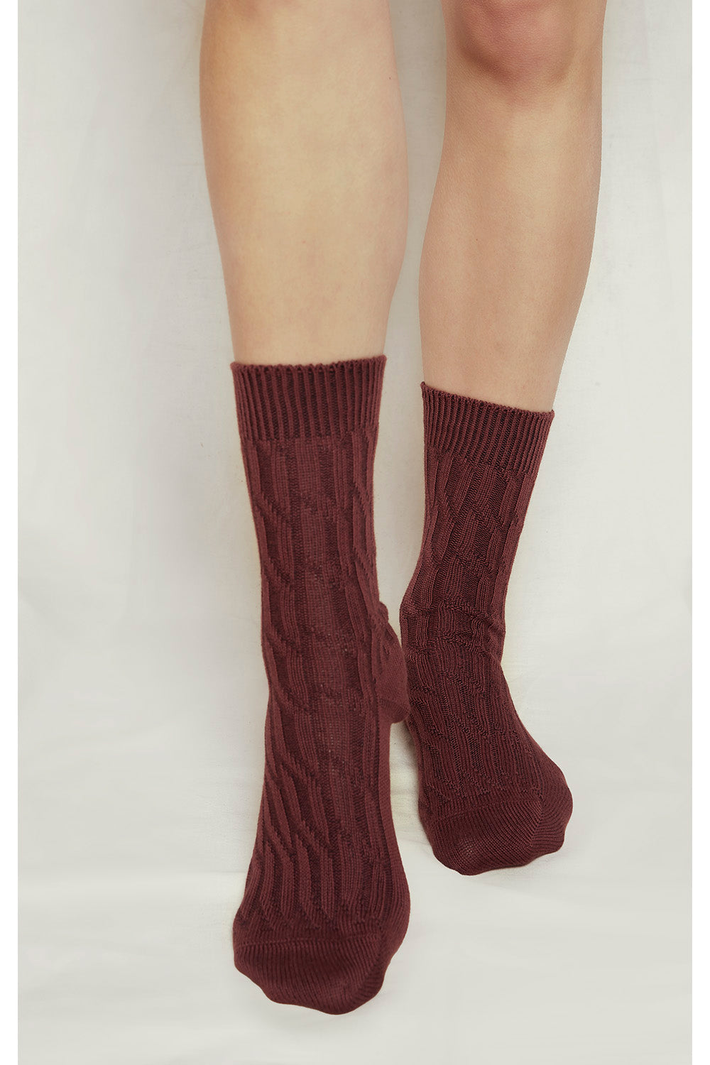 Chaussettes bordeaux en coton bio - cable socks burgundy