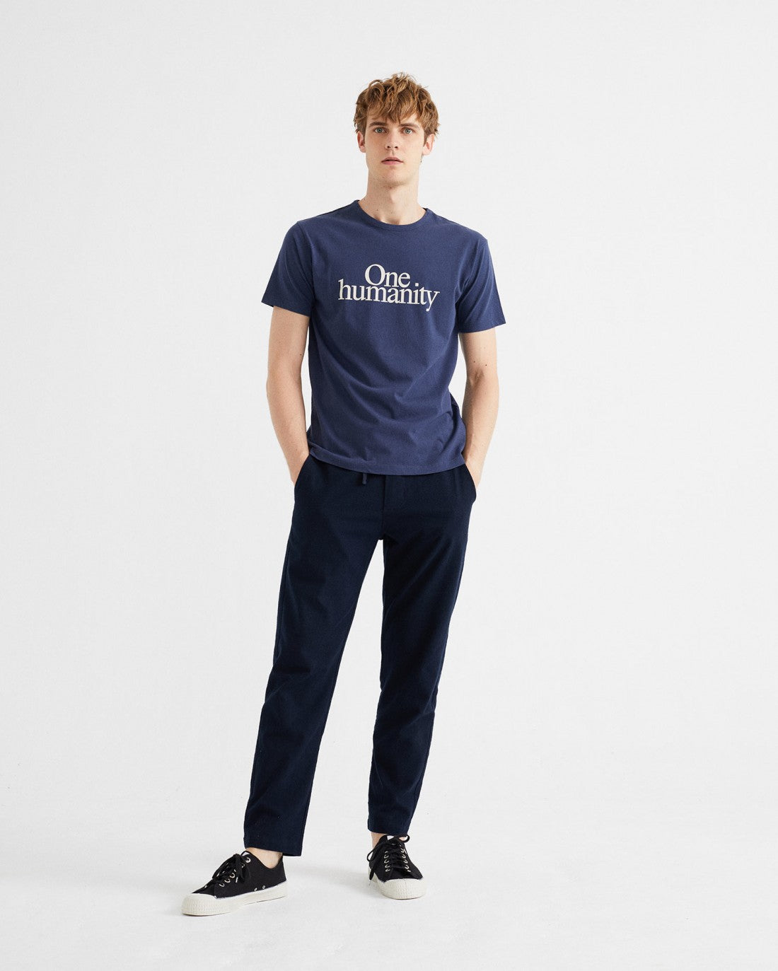 T-shirt marine en coton bio - One Humanity