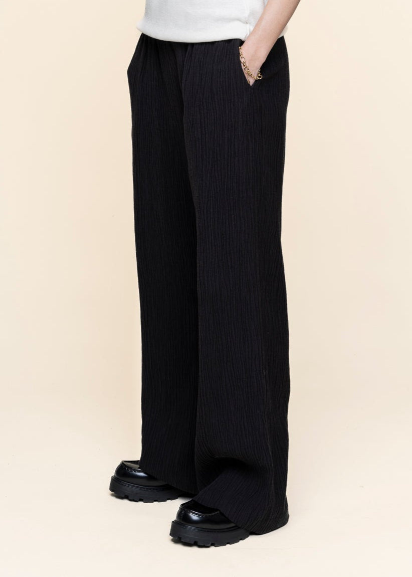 Pantalon ample texturé en tencel | noir "hava - black"
