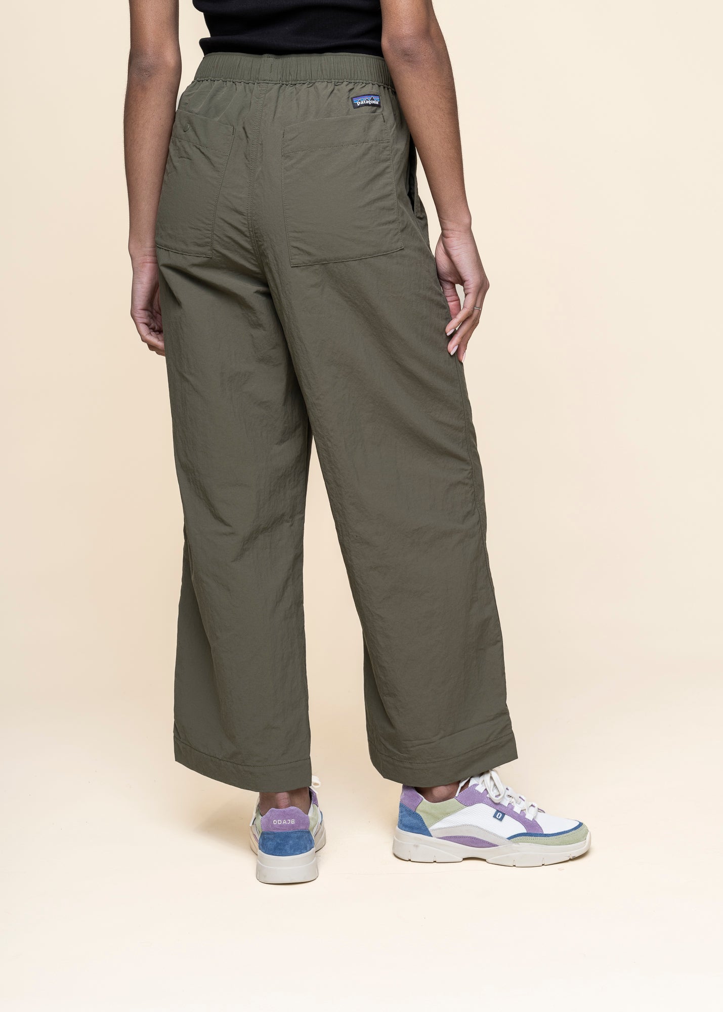 Pantalon ample en nylon recyclé | kaki "outdoor everyday pants - basin green"