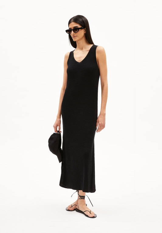 Robe longue maille en matières recyclées | Noir "caroliniaa lino black"