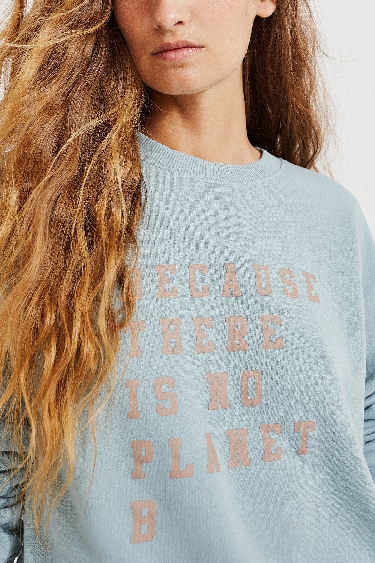 Sweat col rond imprimé bleu clair en coton bio recyclé - CERVINO