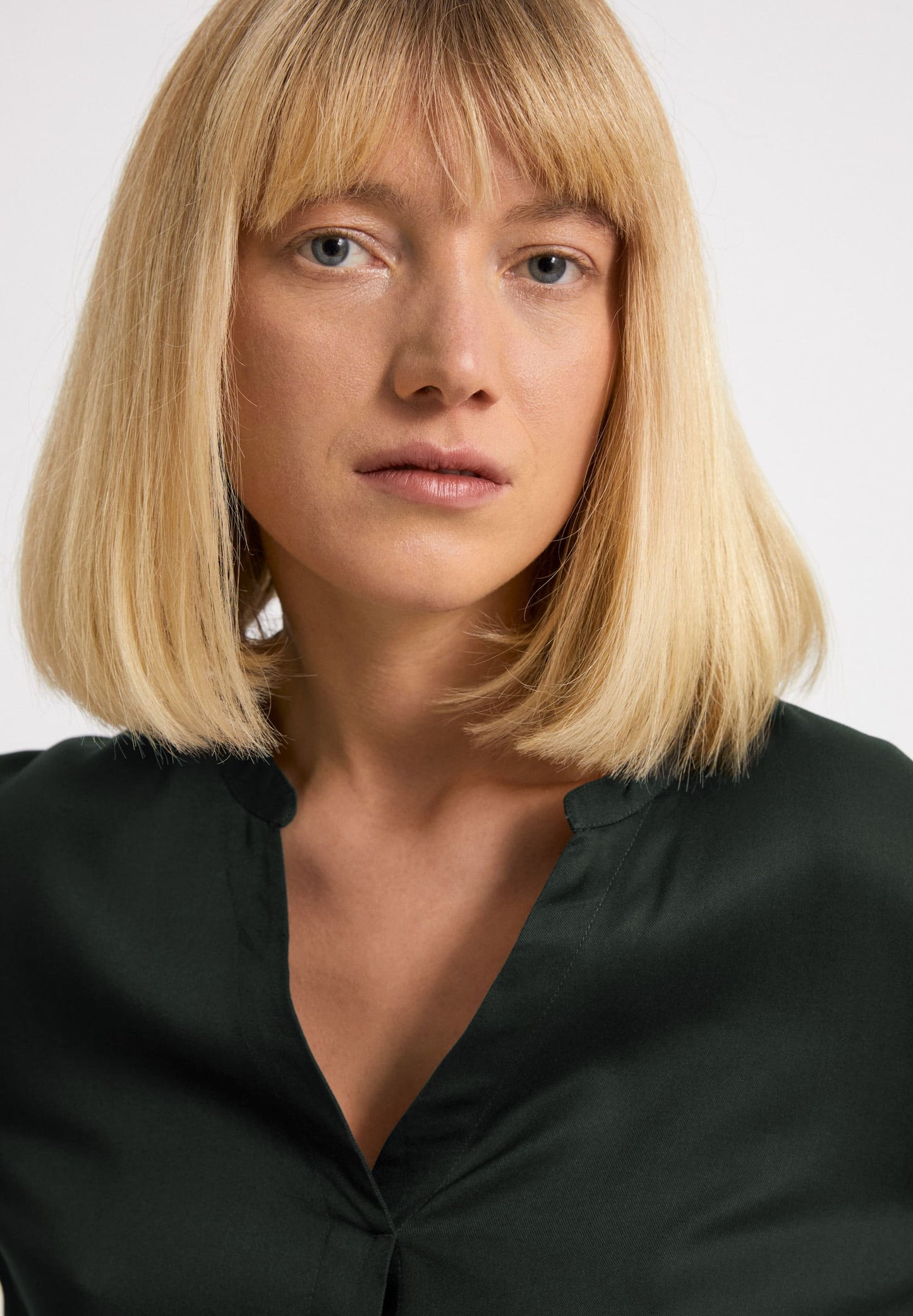 Blouse vert forêt en Lenzing  - CEYLAAN vintage green