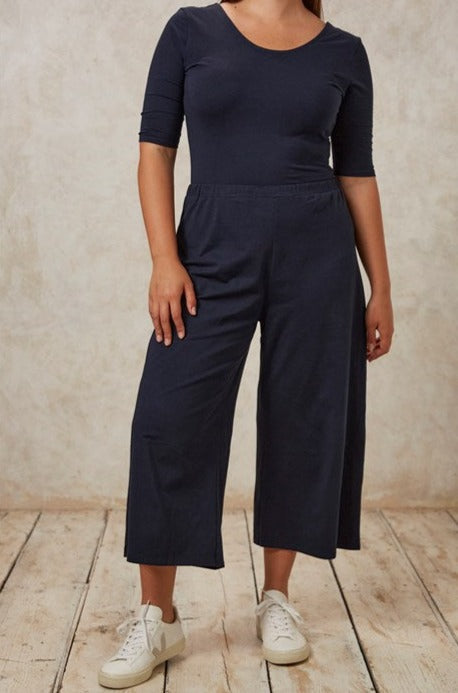 Pantalon large 3/4 marine en coton bio - chandre