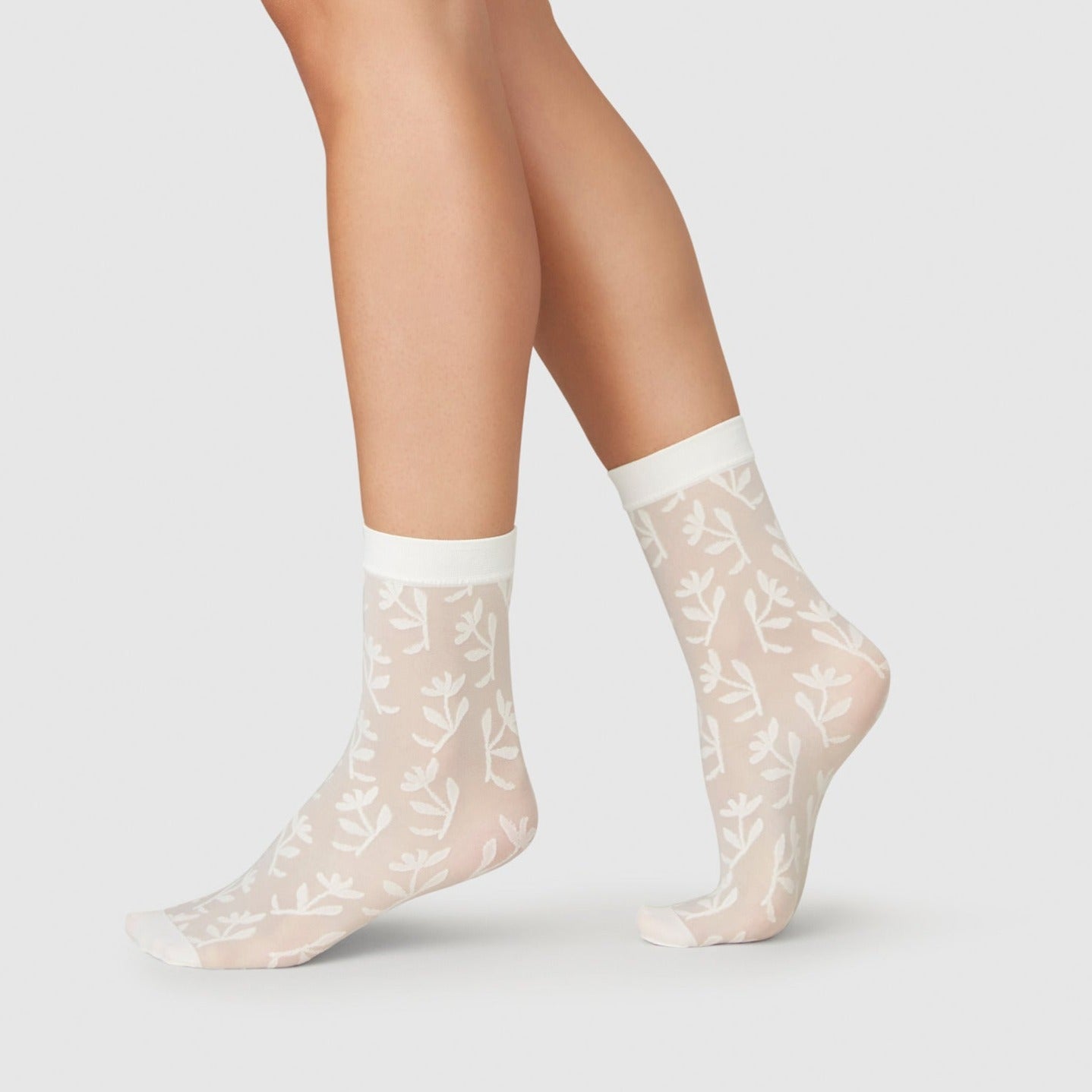 Chaussettes 40 deniers à motifs en recyclé | beige "flora flower socks ivory"